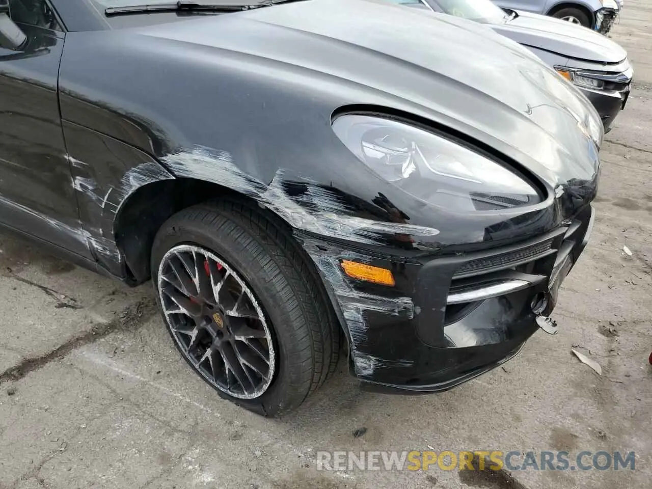 9 fotografías del automóvil dañado WP1AG2A57LLB55572 PORSCHE MACAN 2020
