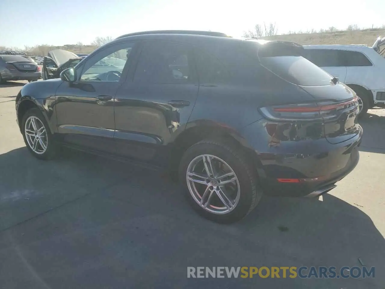 2 fotografías del automóvil dañado WP1AA2A50MLB02568 PORSCHE MACAN 2021