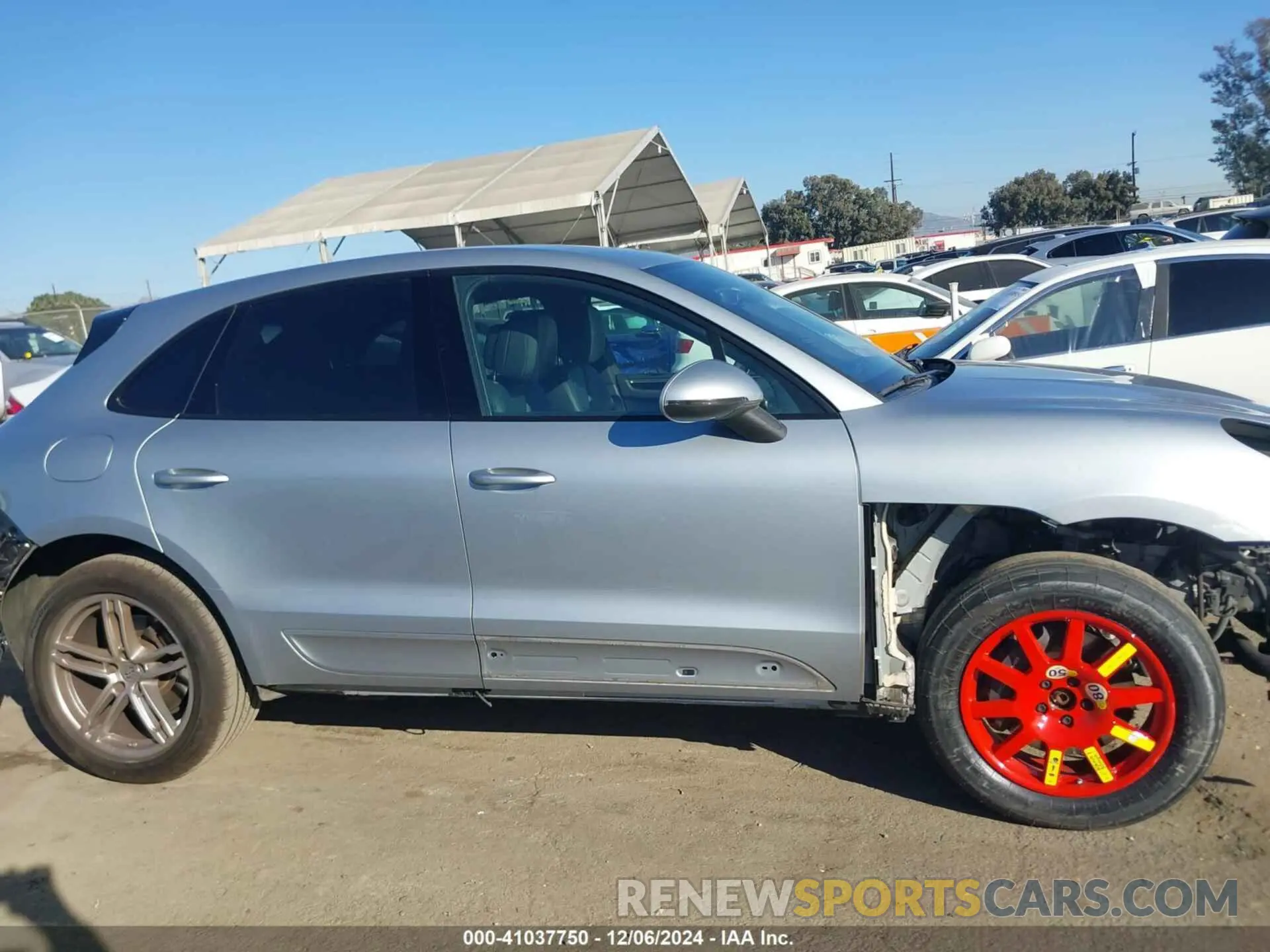 14 fotografías del automóvil dañado WP1AA2A53MLB10552 PORSCHE MACAN 2021