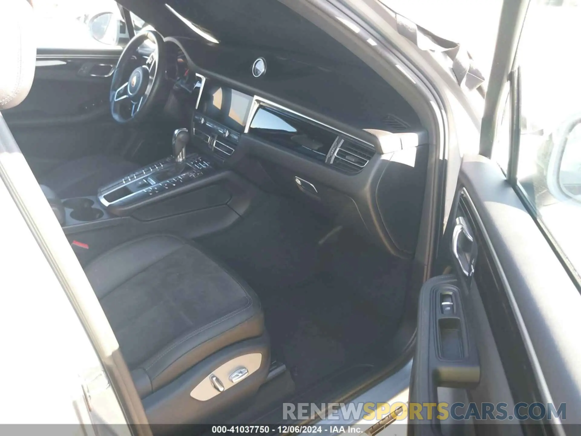 5 fotografías del automóvil dañado WP1AA2A53MLB10552 PORSCHE MACAN 2021
