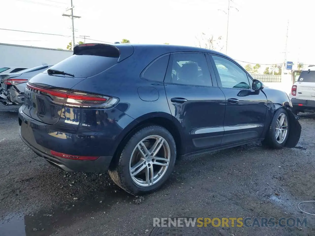 3 fotografías del automóvil dañado WP1AA2A53MLB13676 PORSCHE MACAN 2021