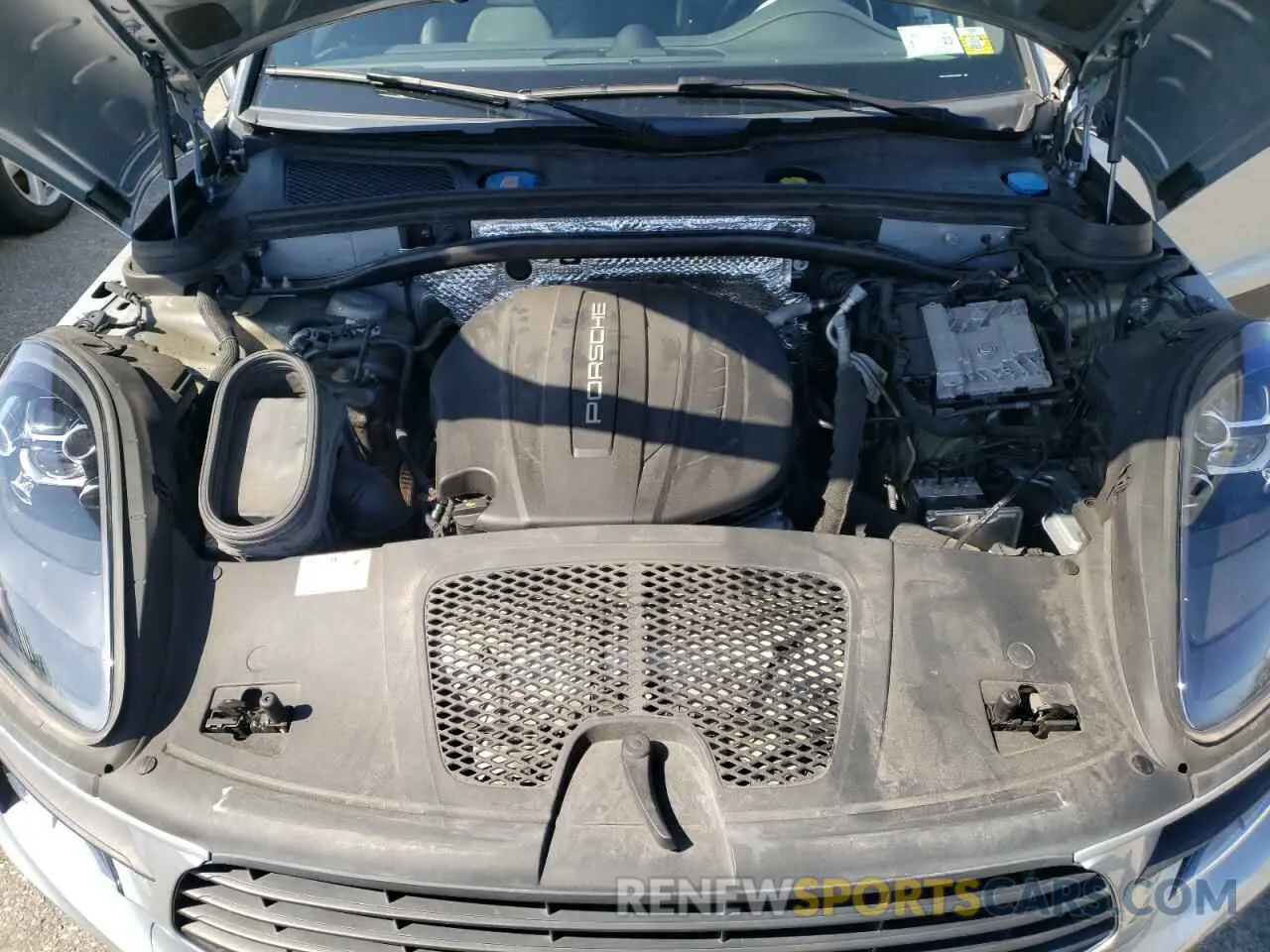 11 fotografías del automóvil dañado WP1AA2A54MLB00483 PORSCHE MACAN 2021
