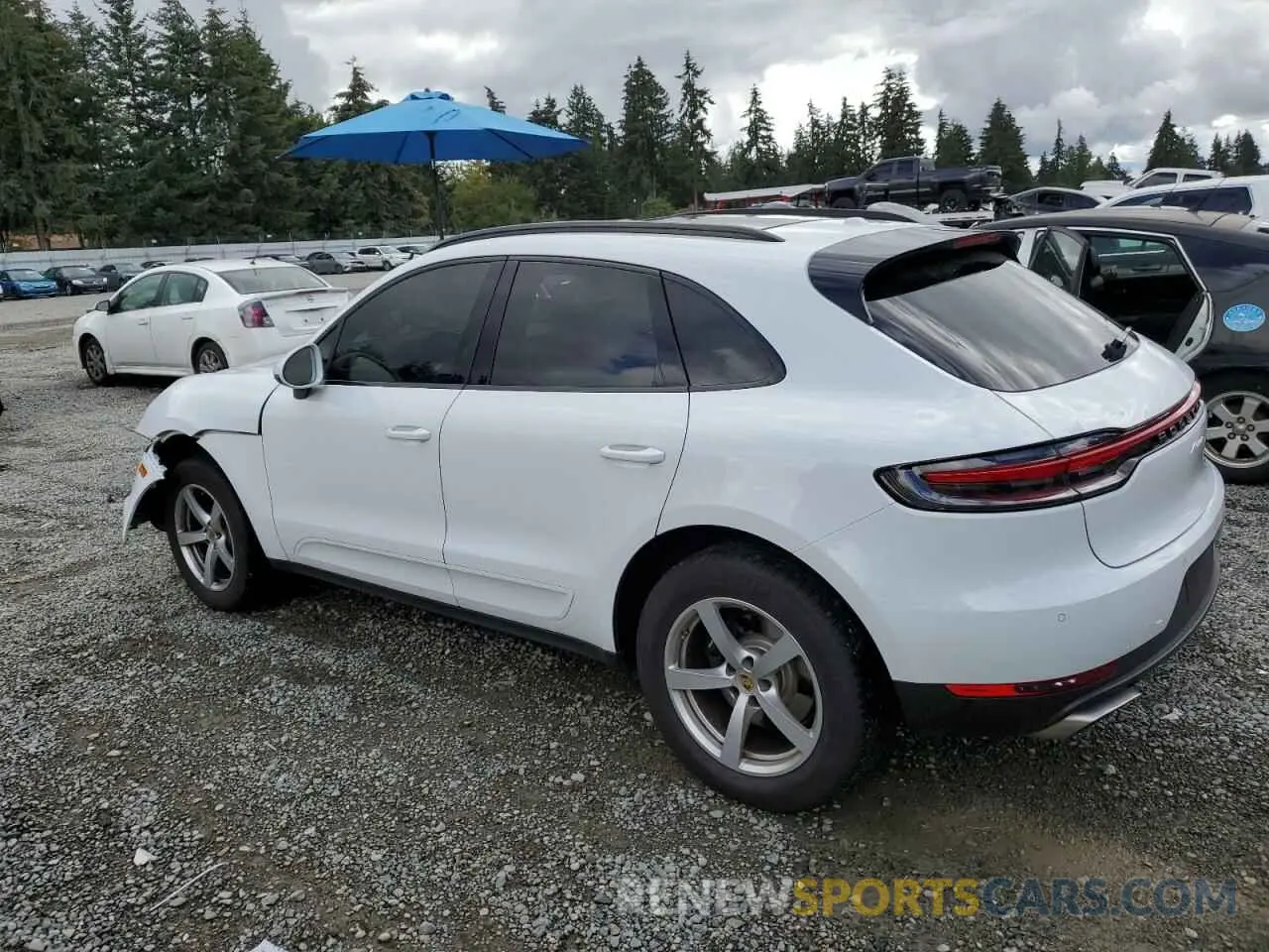 2 fotografías del automóvil dañado WP1AA2A54MLB10964 PORSCHE MACAN 2021