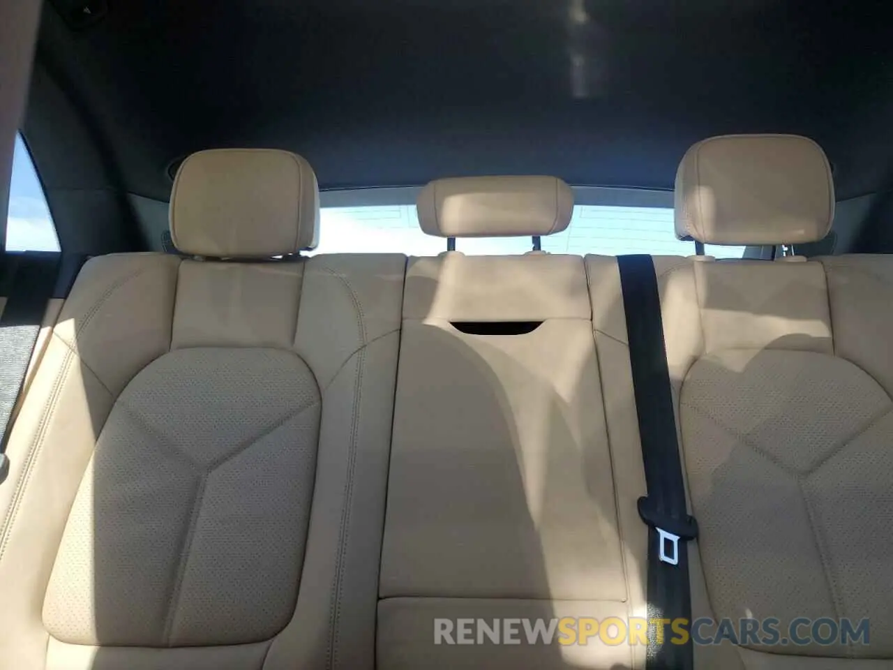 10 fotografías del automóvil dañado WP1AA2A54MLB17610 PORSCHE MACAN 2021