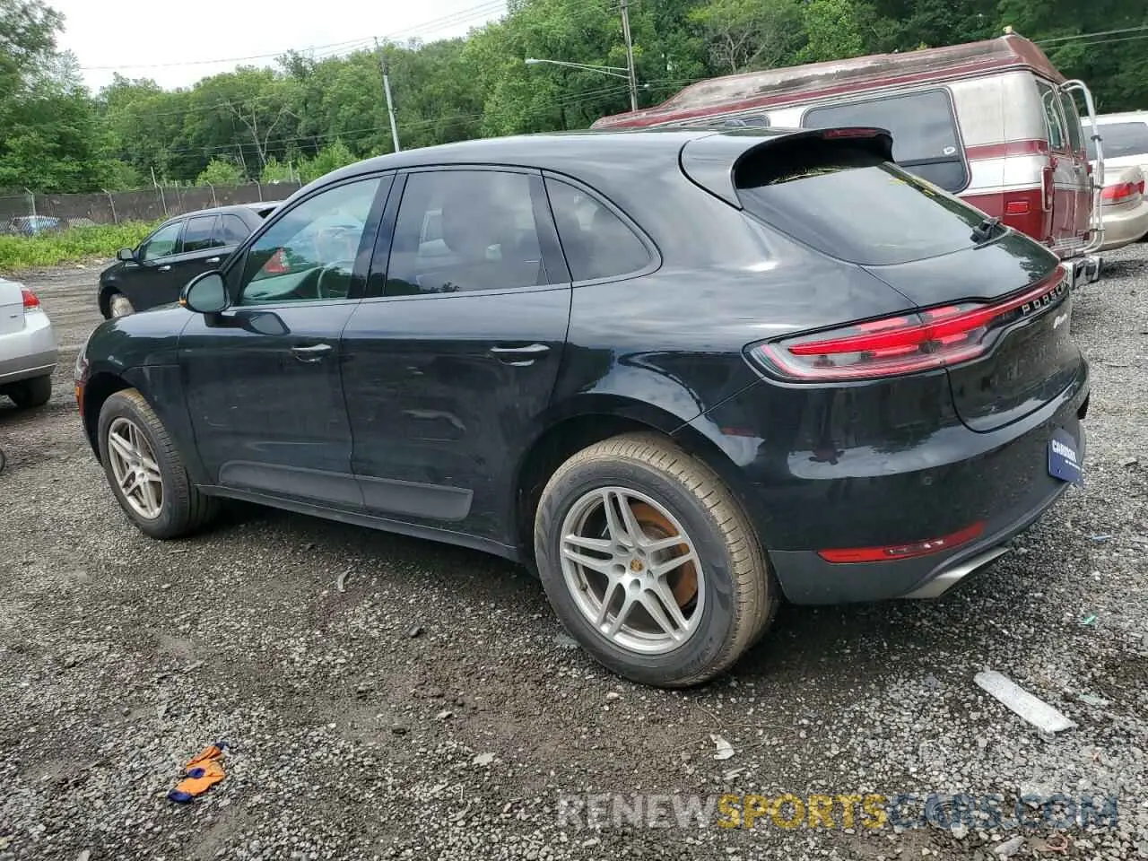 2 fotografías del automóvil dañado WP1AA2A55MLB09628 PORSCHE MACAN 2021