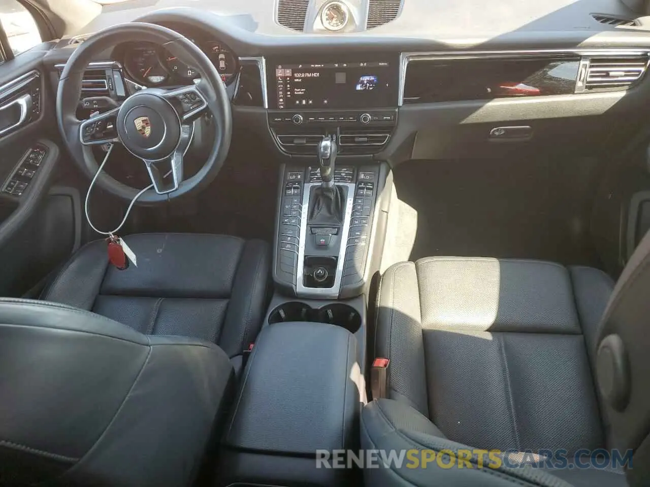 8 fotografías del automóvil dañado WP1AA2A55MLB11637 PORSCHE MACAN 2021