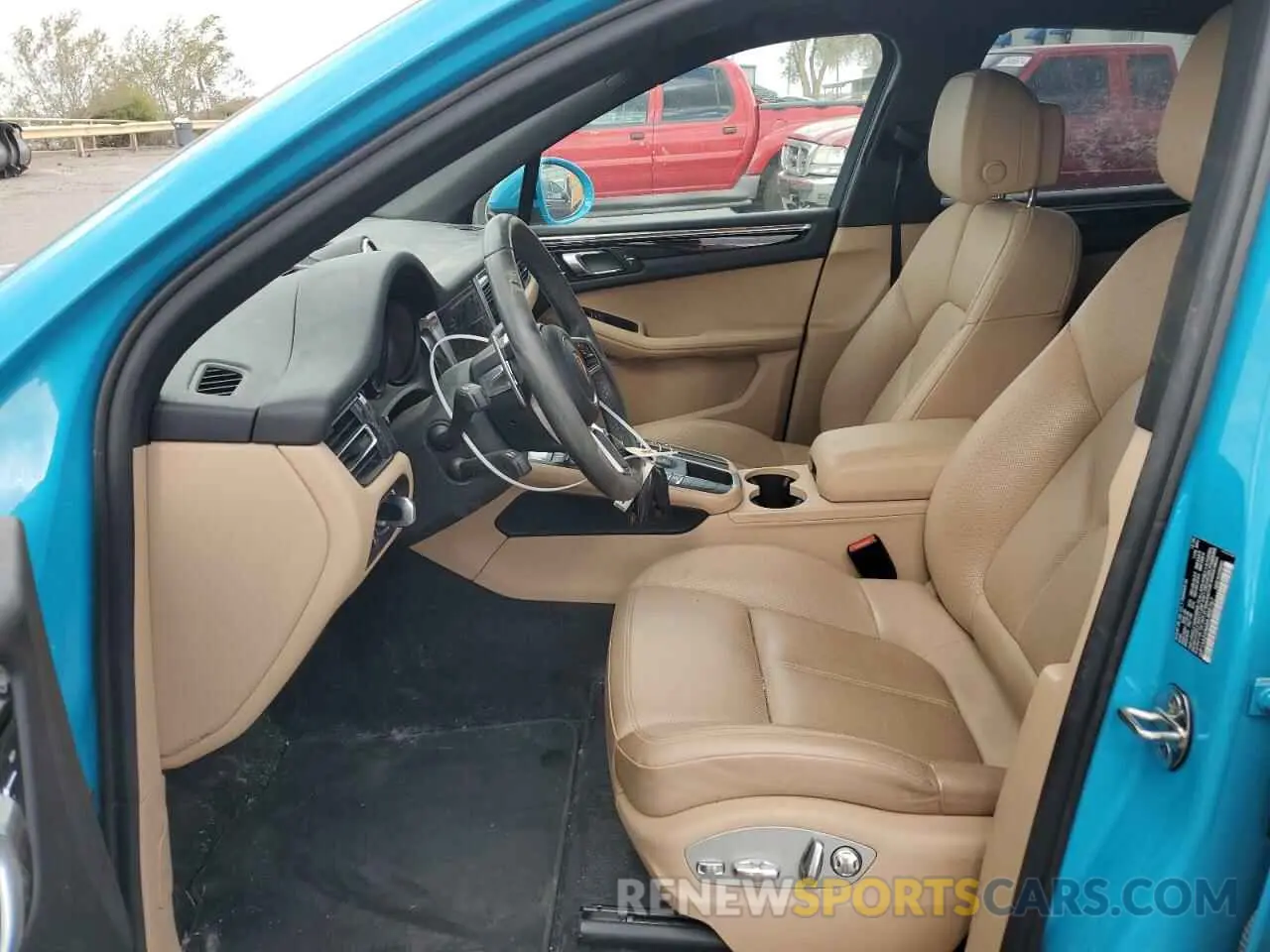 7 fotografías del automóvil dañado WP1AA2A56MLB02767 PORSCHE MACAN 2021