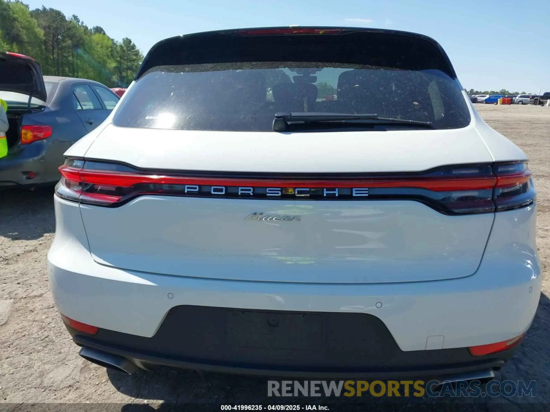 16 fotografías del automóvil dañado WP1AA2A57MLB07816 PORSCHE MACAN 2021