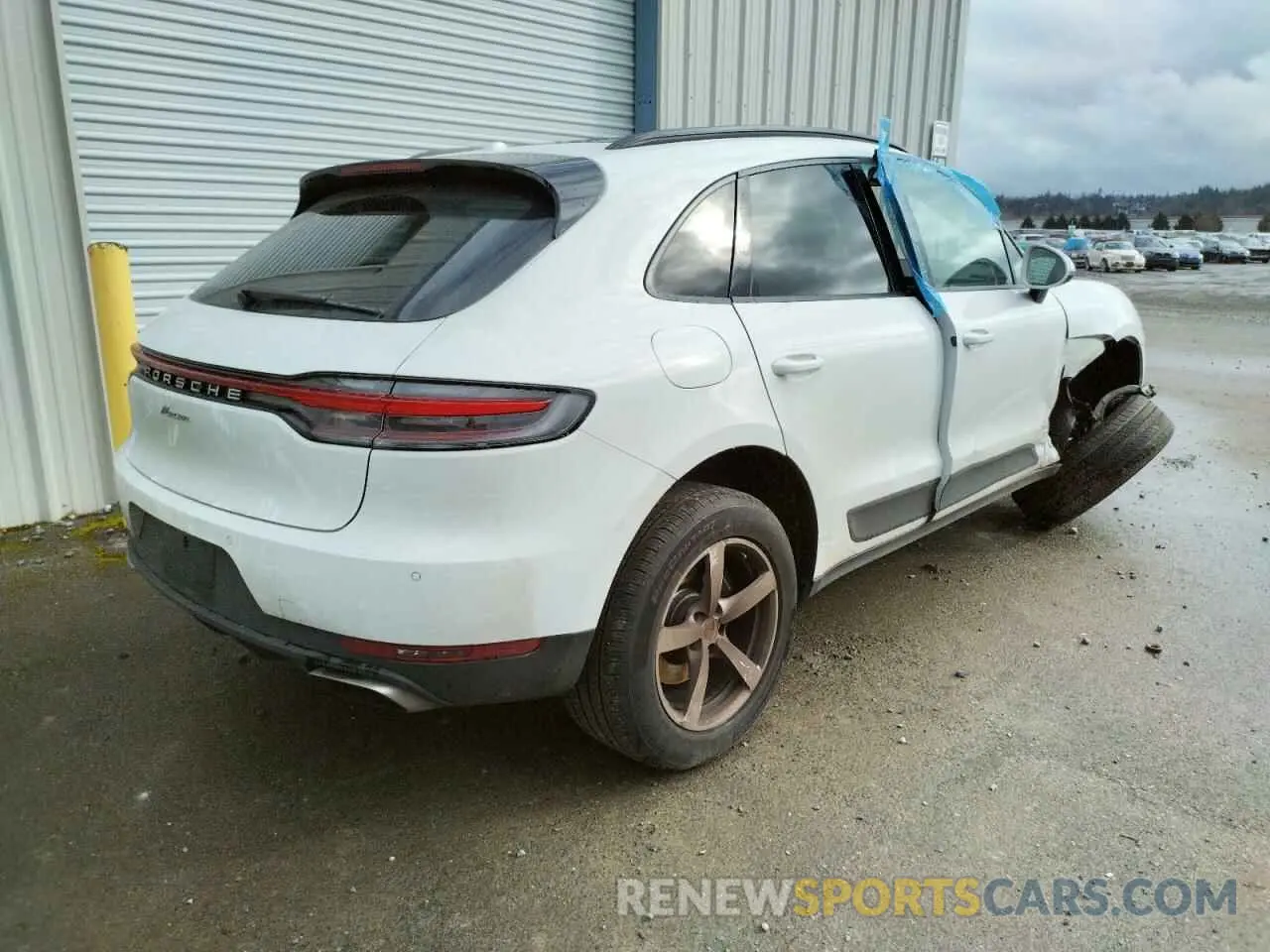 4 fotografías del automóvil dañado WP1AA2A57MLB09209 PORSCHE MACAN 2021