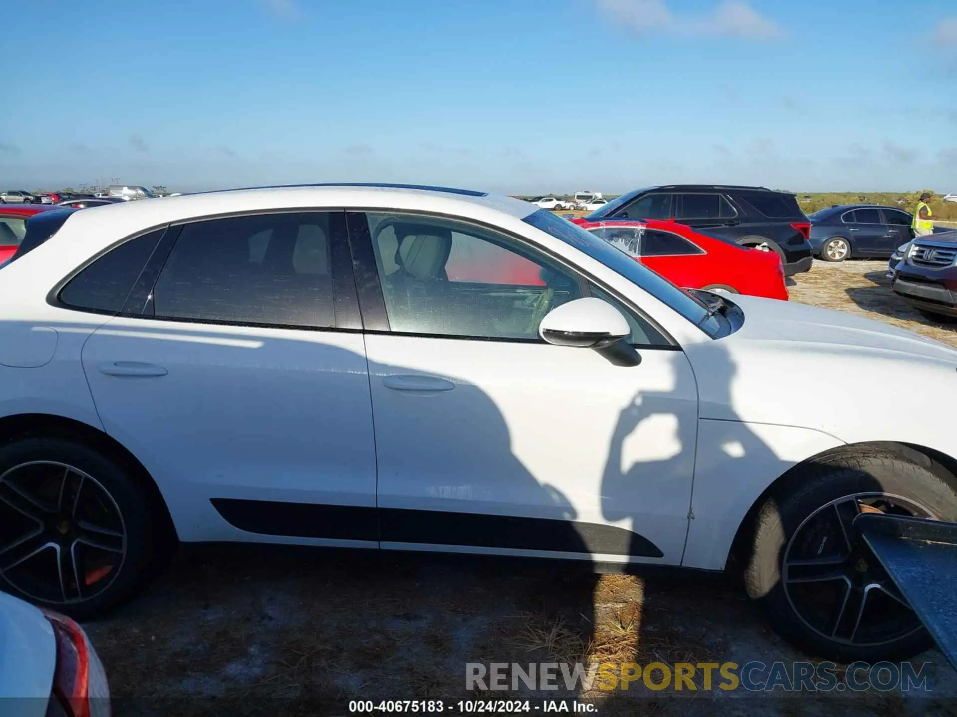 12 fotografías del automóvil dañado WP1AA2A57MLB12370 PORSCHE MACAN 2021