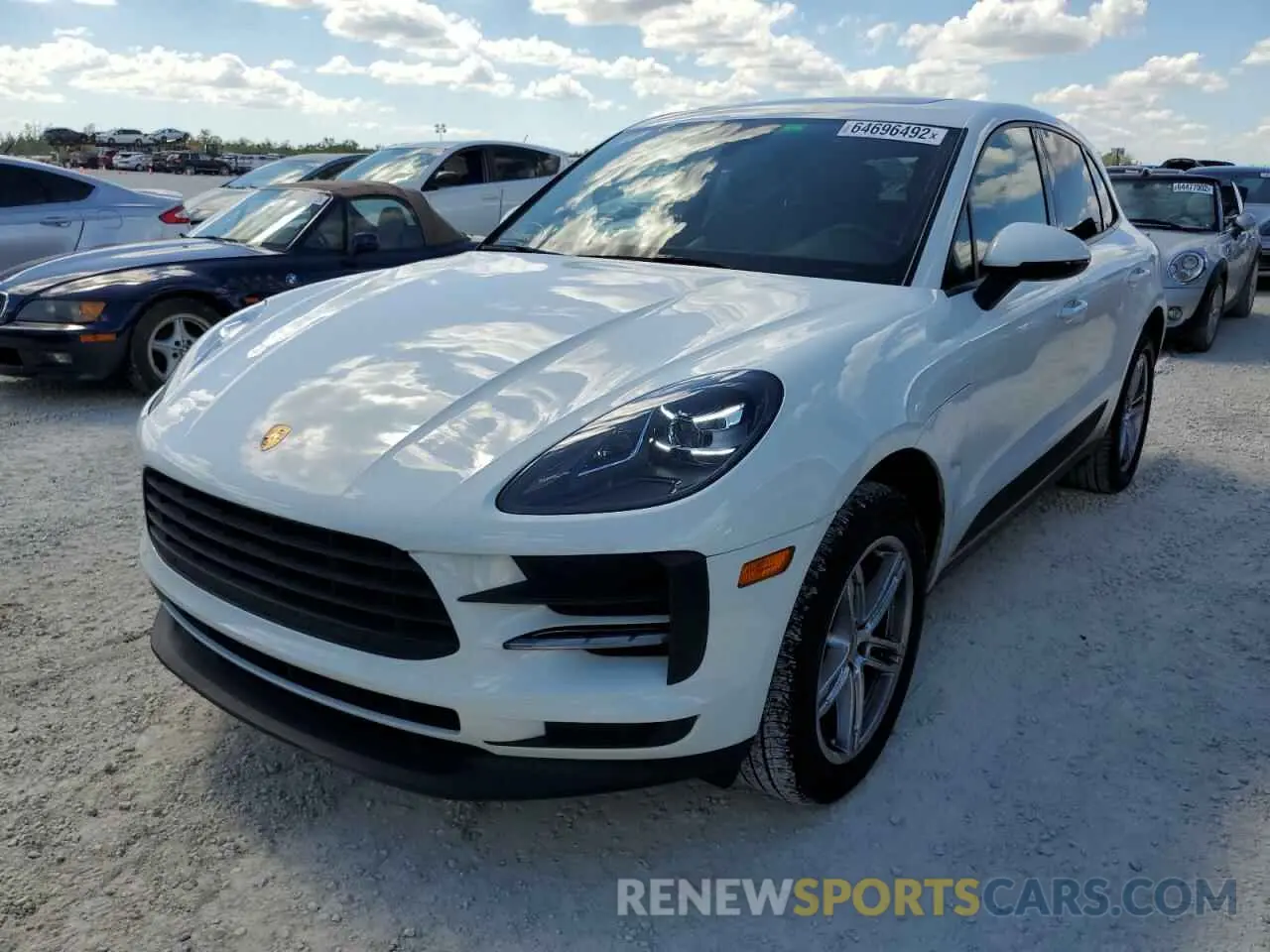 2 fotografías del automóvil dañado WP1AA2A58MLB05881 PORSCHE MACAN 2021