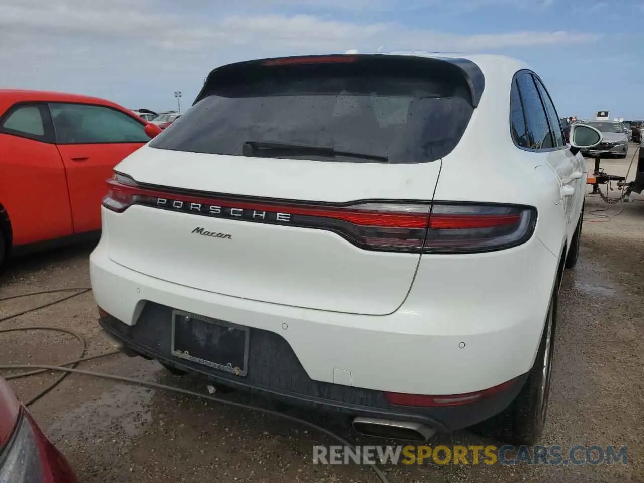 6 fotografías del automóvil dañado WP1AA2A59MLB01807 PORSCHE MACAN 2021
