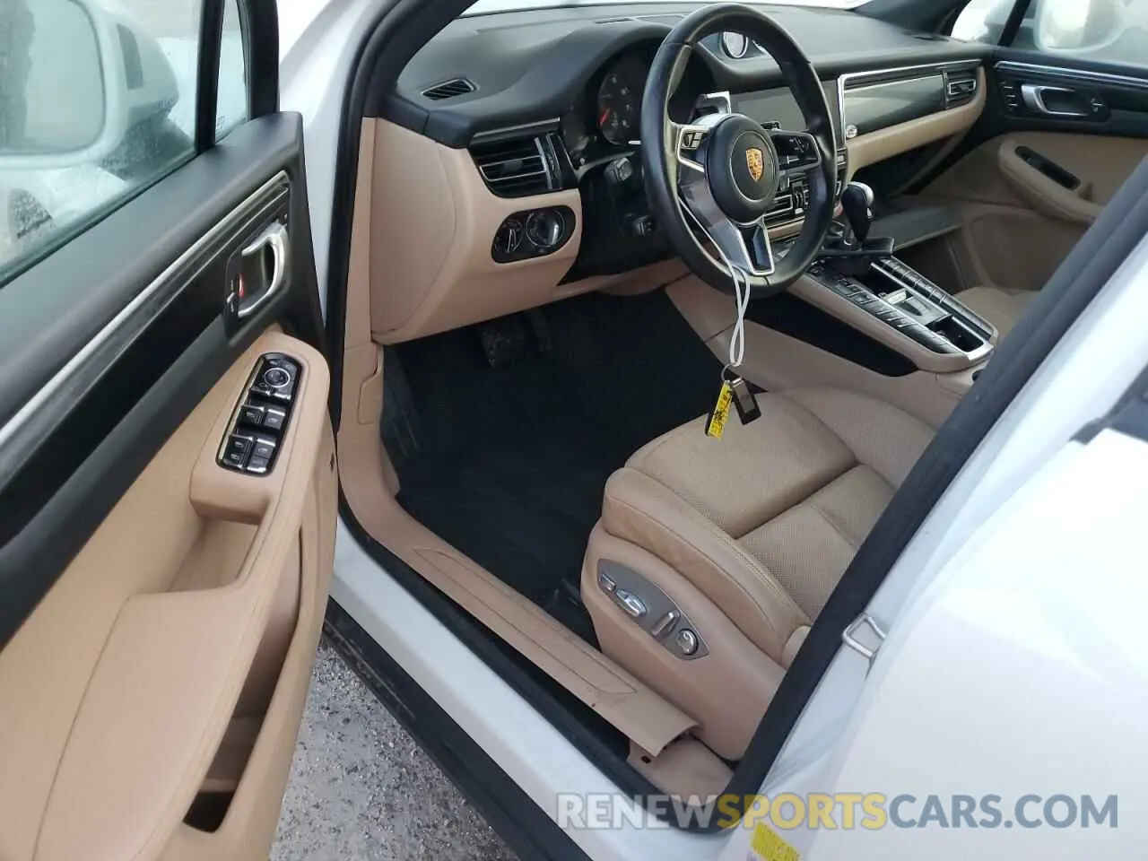 8 fotografías del automóvil dañado WP1AA2A59MLB01807 PORSCHE MACAN 2021