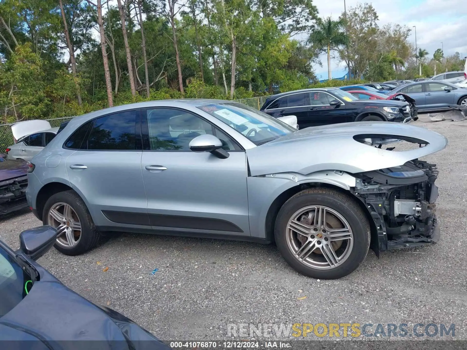 14 fotografías del automóvil dañado WP1AA2A59MLB14458 PORSCHE MACAN 2021