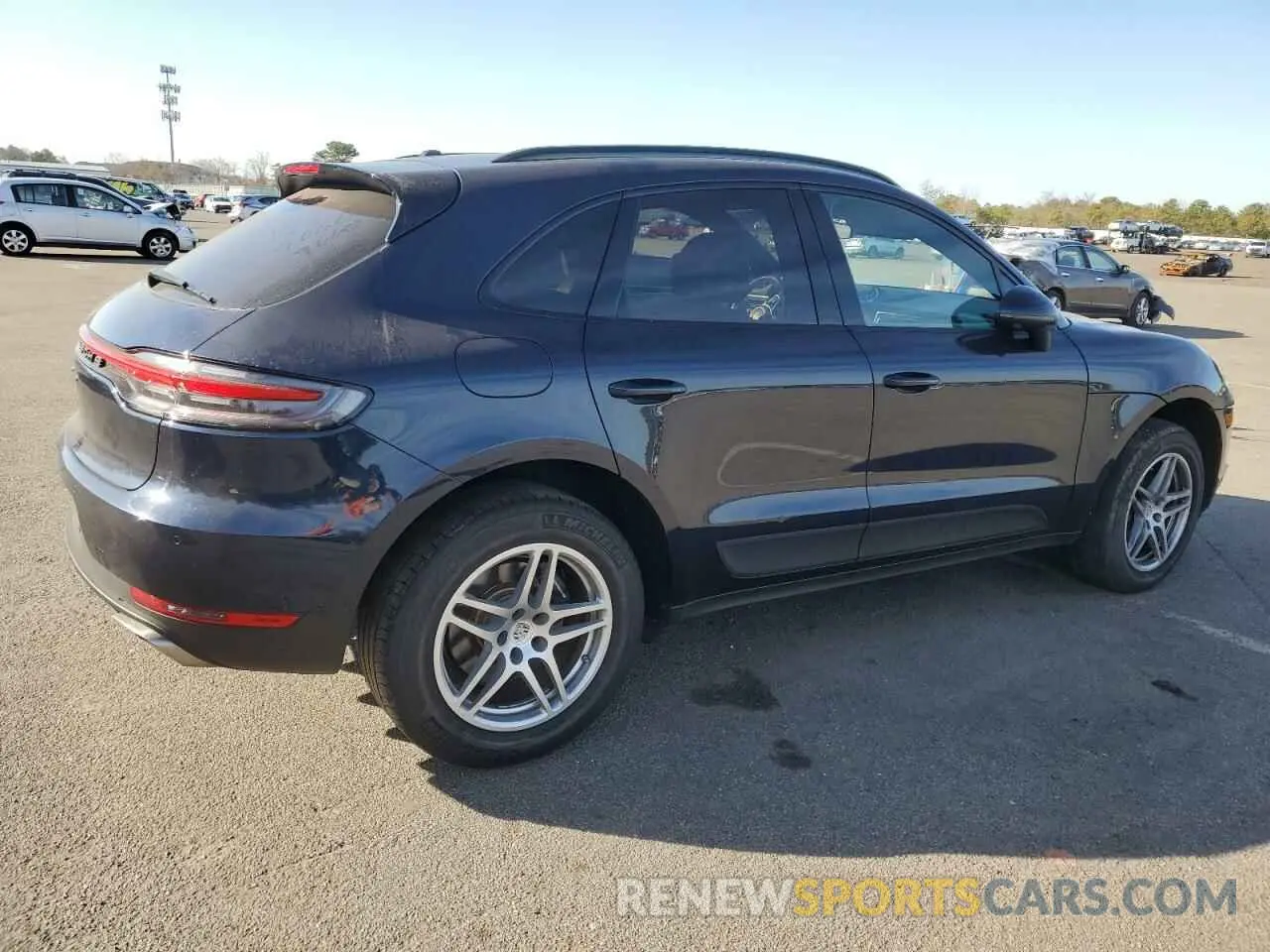3 fotografías del automóvil dañado WP1AA2A5XMLB02318 PORSCHE MACAN 2021