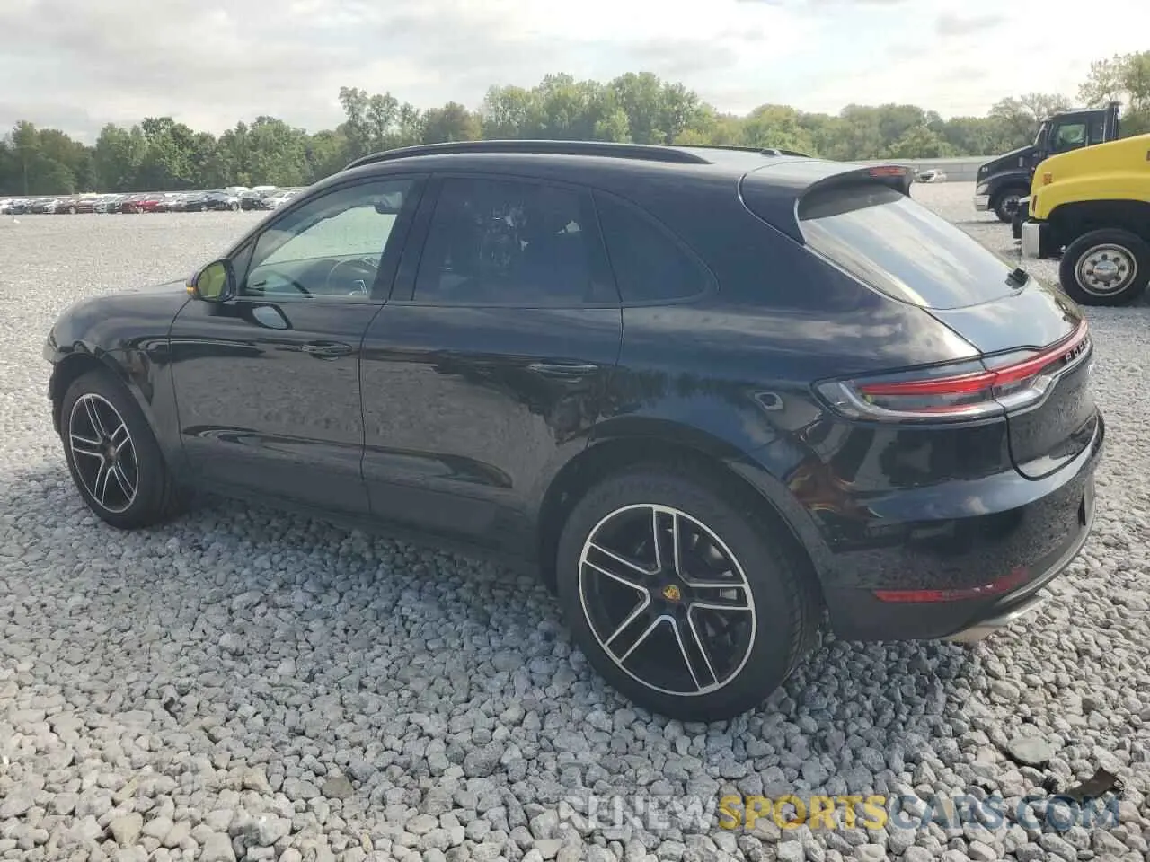2 fotografías del automóvil dañado WP1AA2A5XMLB09981 PORSCHE MACAN 2021