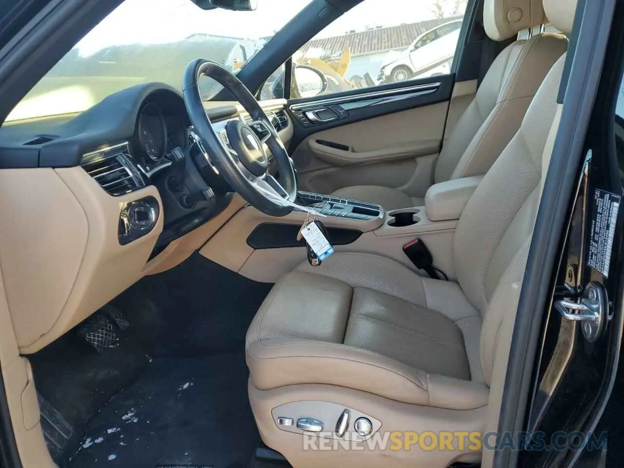 7 fotografías del automóvil dañado WP1AA2A5XMLB13495 PORSCHE MACAN 2021
