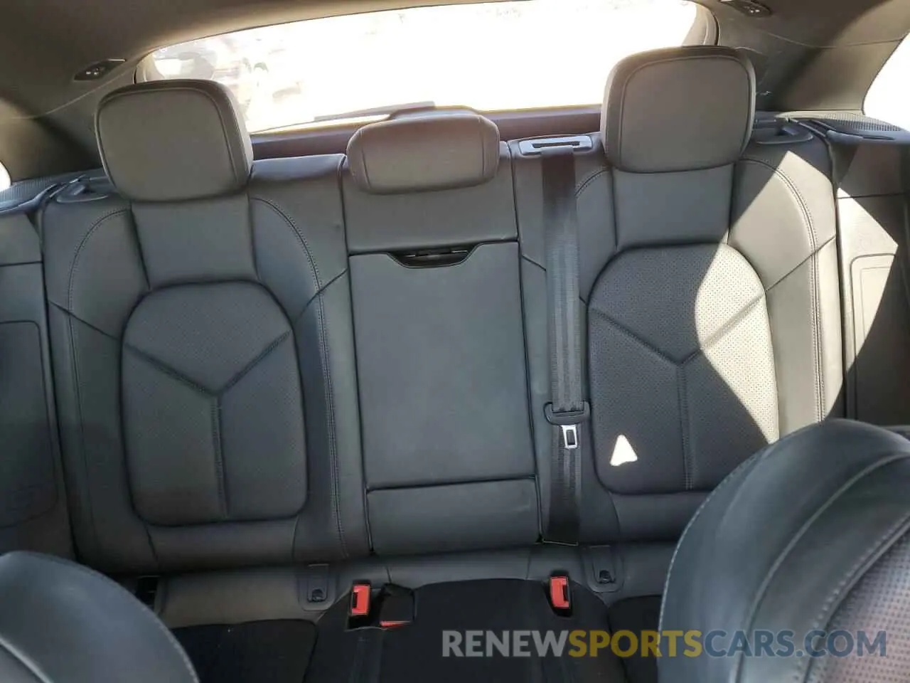 10 fotografías del automóvil dañado WP1AA2A5XMLB16400 PORSCHE MACAN 2021
