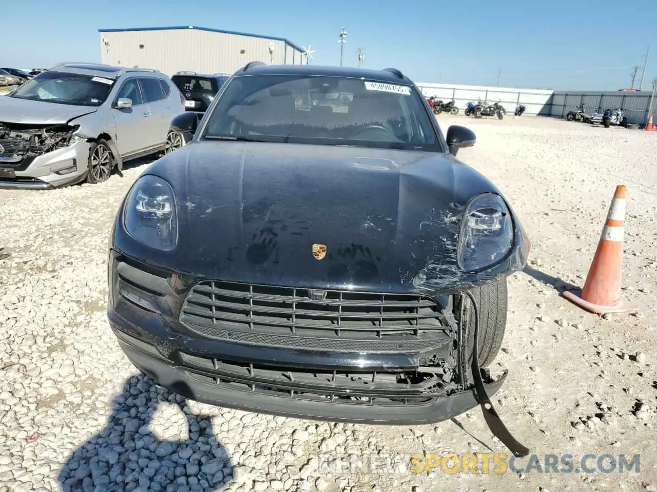 5 fotografías del automóvil dañado WP1AA2A5XMLB16400 PORSCHE MACAN 2021