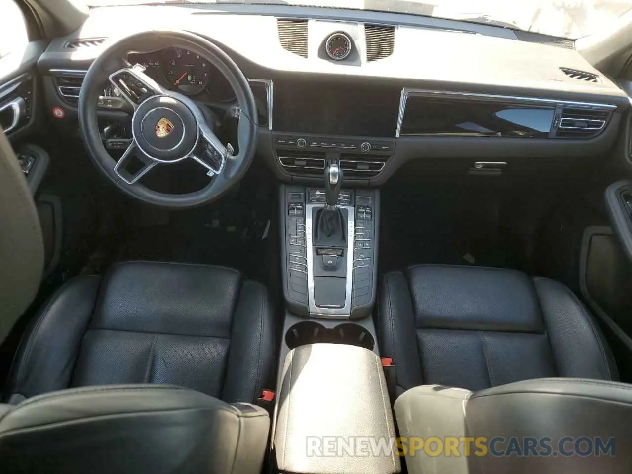 8 fotografías del automóvil dañado WP1AA2A5XMLB16400 PORSCHE MACAN 2021