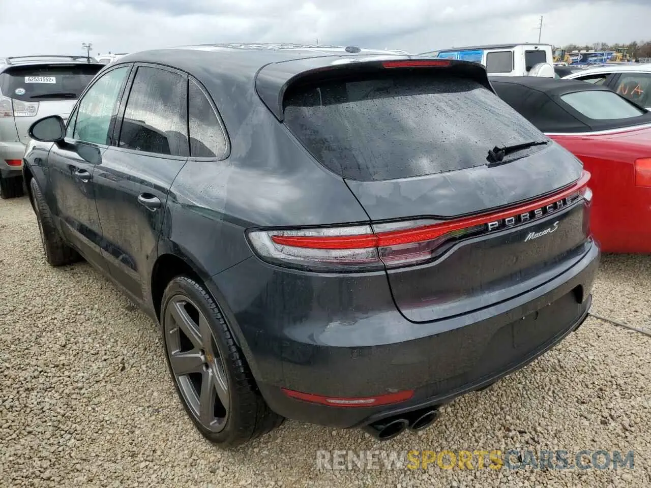 3 fotografías del automóvil dañado WP1AB2A50MLB37656 PORSCHE MACAN 2021