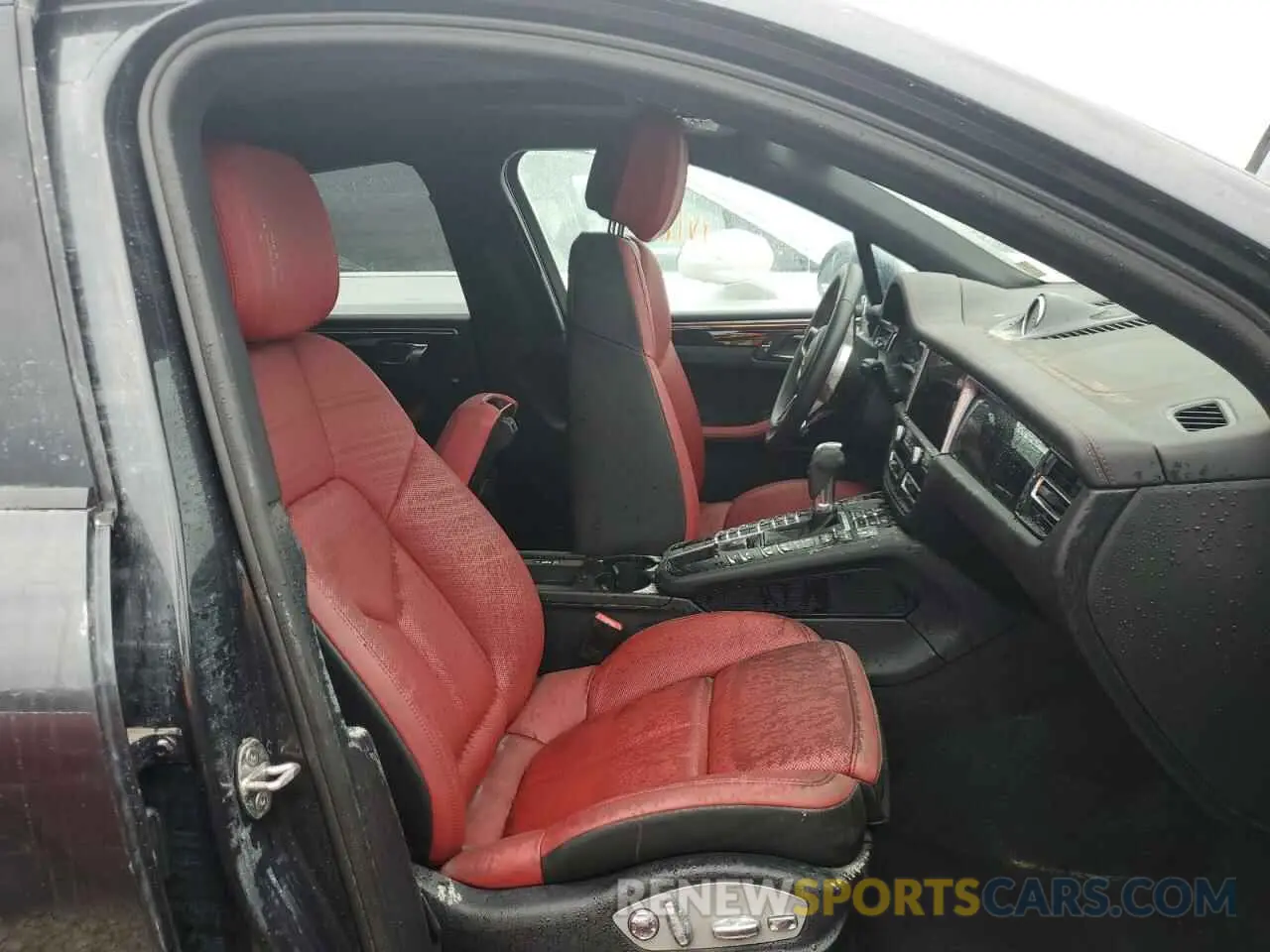 5 fotografías del automóvil dañado WP1AB2A50MLB37656 PORSCHE MACAN 2021