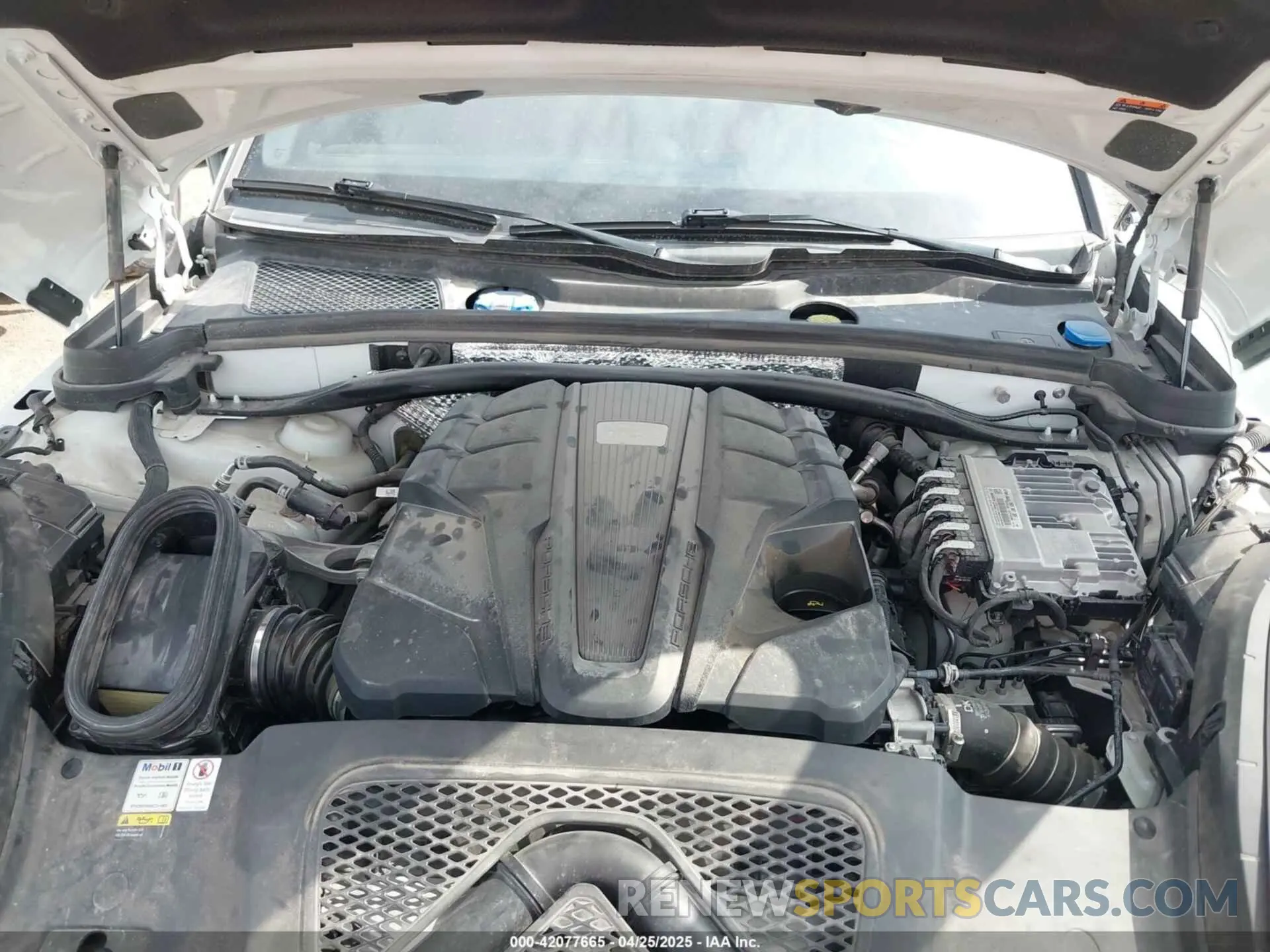10 fotografías del automóvil dañado WP1AB2A53MLB37831 PORSCHE MACAN 2021