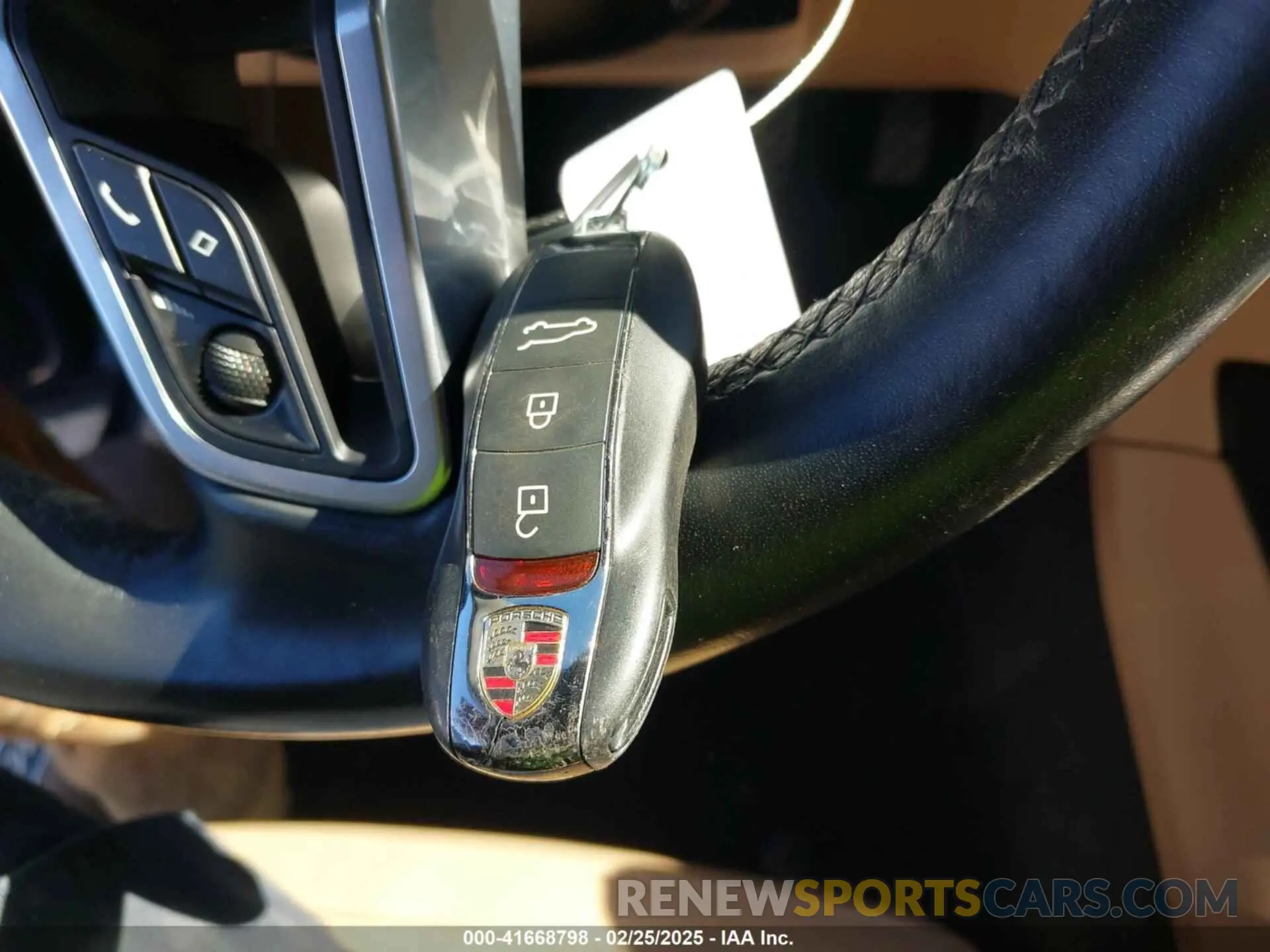 11 fotografías del automóvil dañado WP1AB2A53MLB38137 PORSCHE MACAN 2021