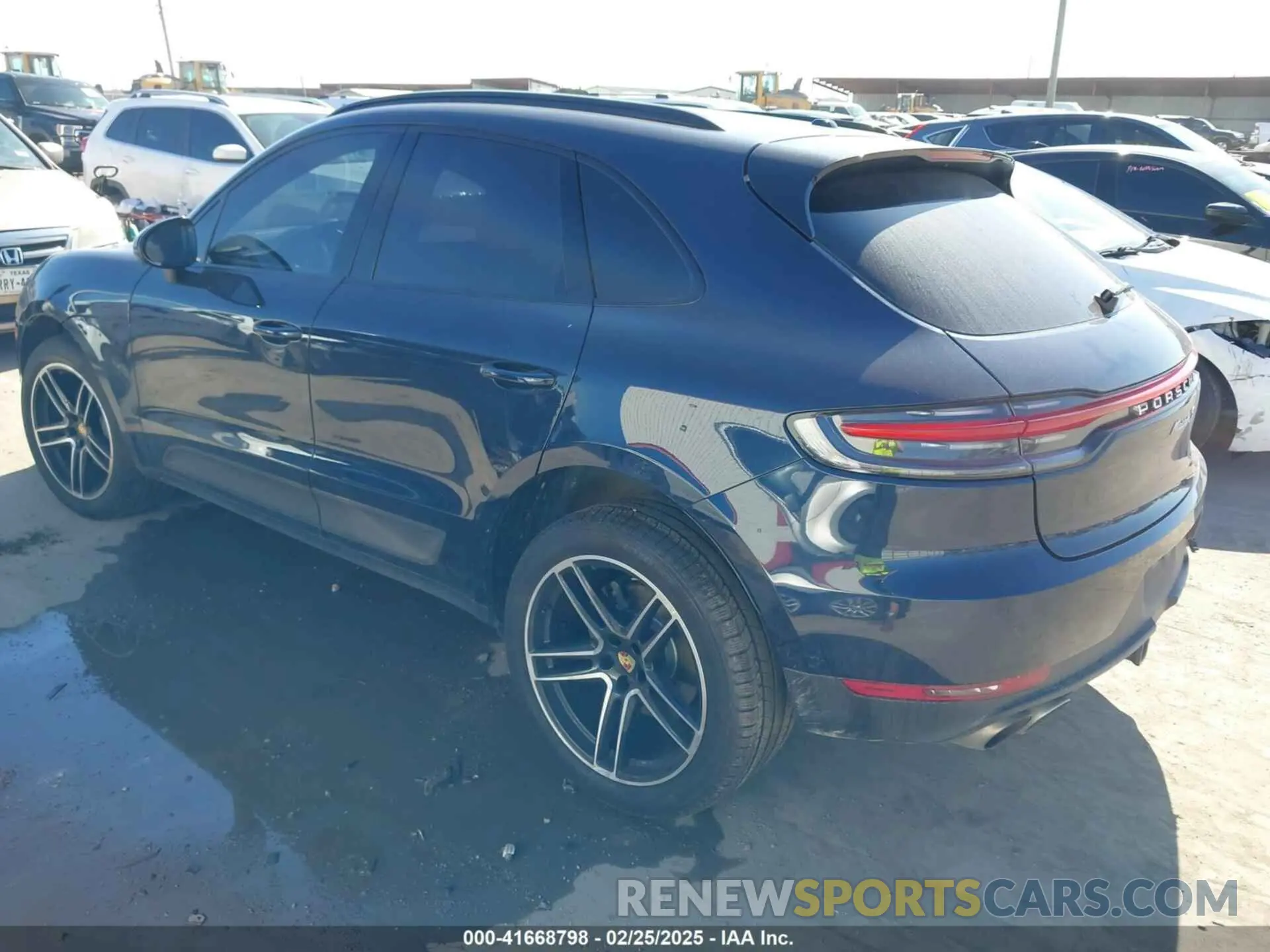 3 fotografías del automóvil dañado WP1AB2A53MLB38137 PORSCHE MACAN 2021