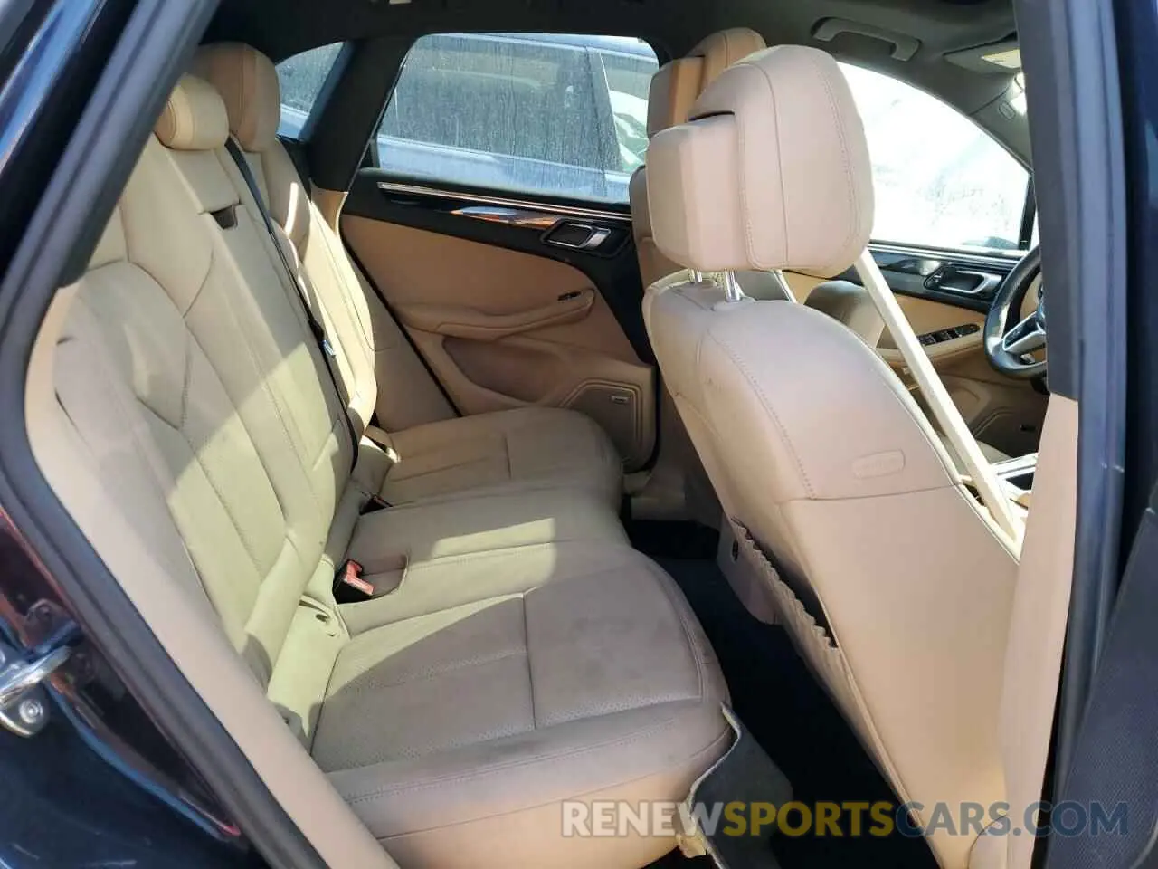 11 fotografías del automóvil dañado WP1AB2A56MLB33045 PORSCHE MACAN 2021