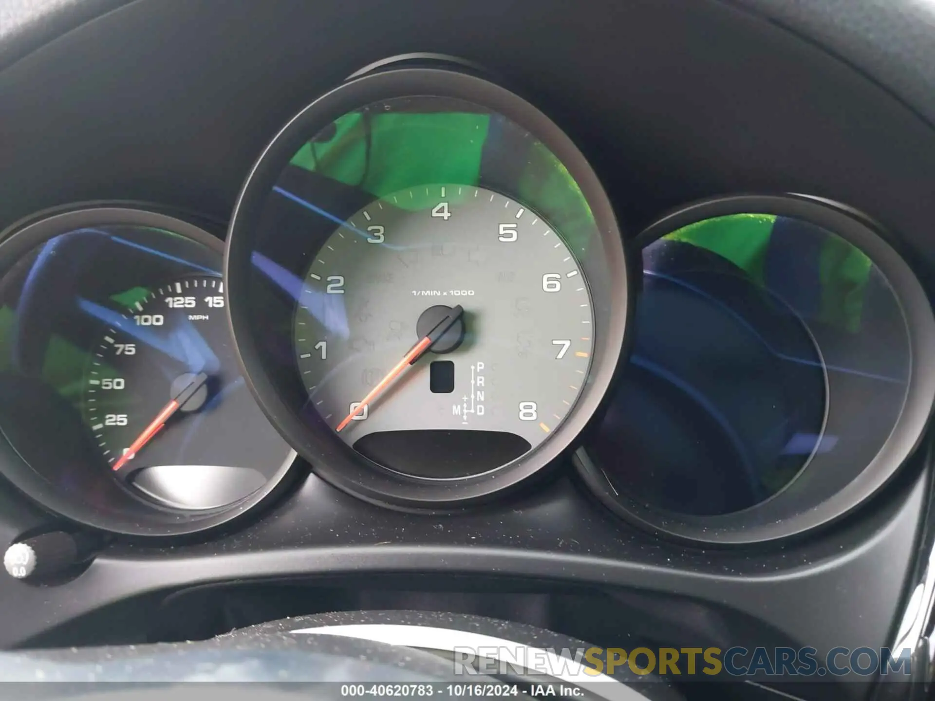 15 fotografías del automóvil dañado WP1AB2A59MLB34089 PORSCHE MACAN 2021
