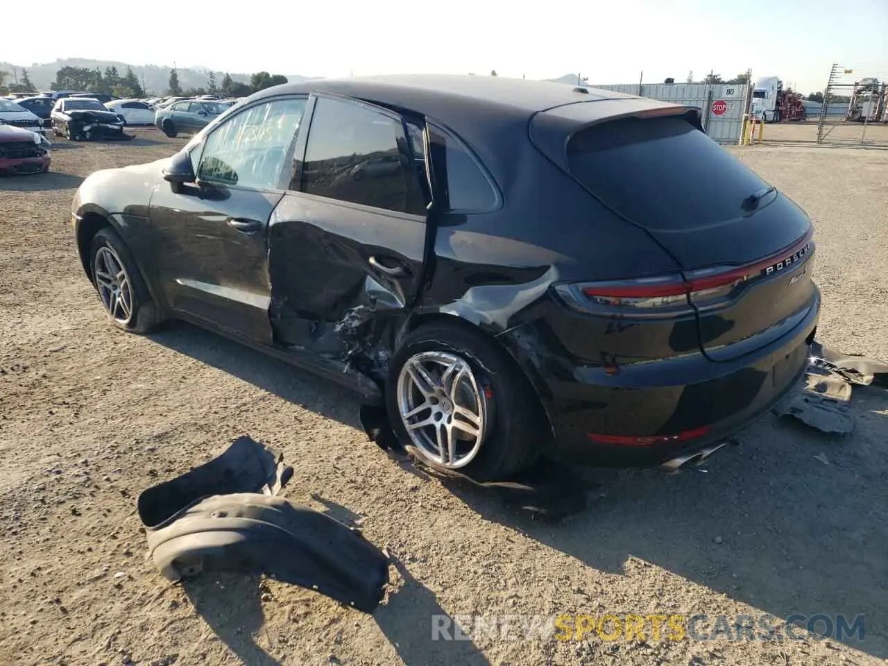 9 fotografías del automóvil dañado WP1AB2A5XMLB31783 PORSCHE MACAN 2021
