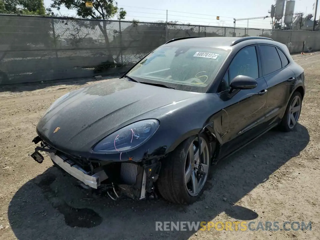 2 fotografías del automóvil dañado WP1AF2A59MLB60857 PORSCHE MACAN 2021