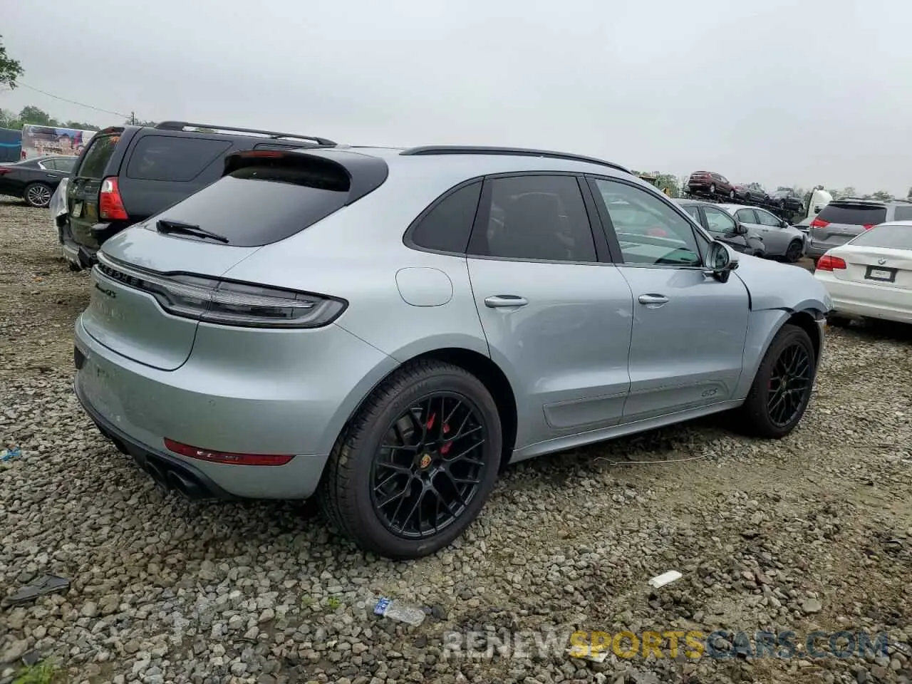 3 fotografías del automóvil dañado WP1AG2A51MLB52586 PORSCHE MACAN 2021