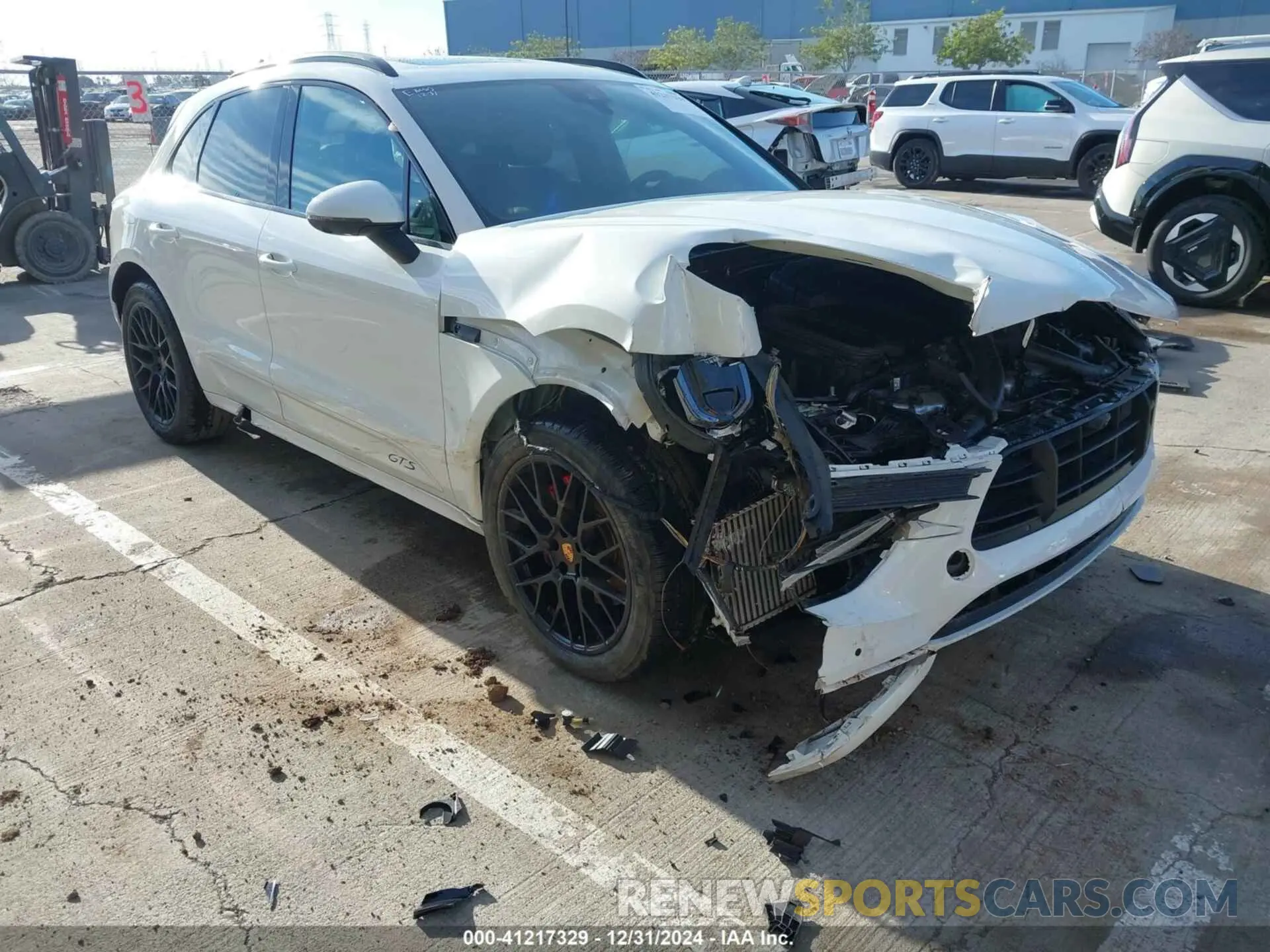 6 fotografías del automóvil dañado WP1AG2A52MLB52919 PORSCHE MACAN 2021