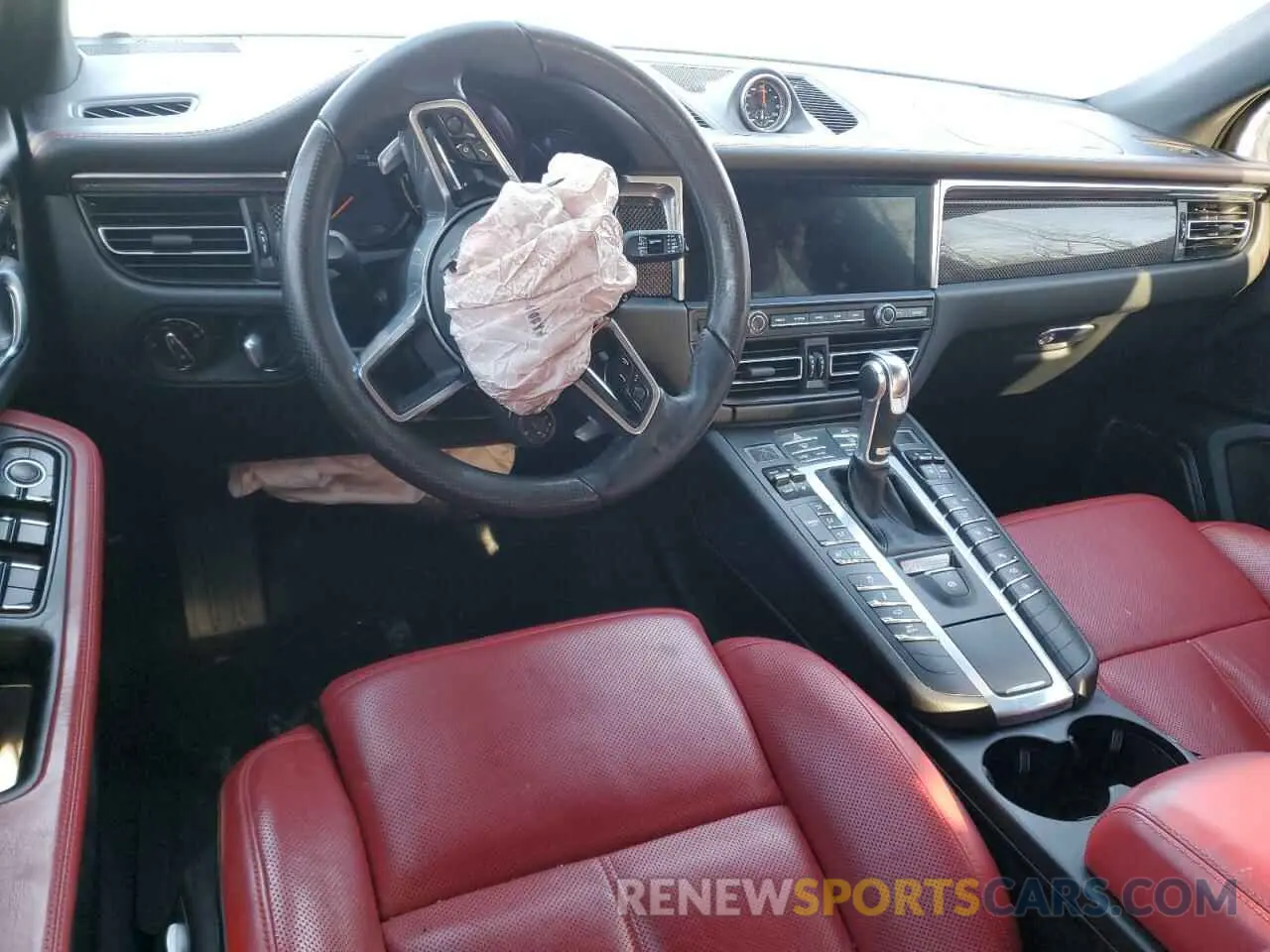 8 fotografías del automóvil dañado WP1AG2A52MLB53505 PORSCHE MACAN 2021