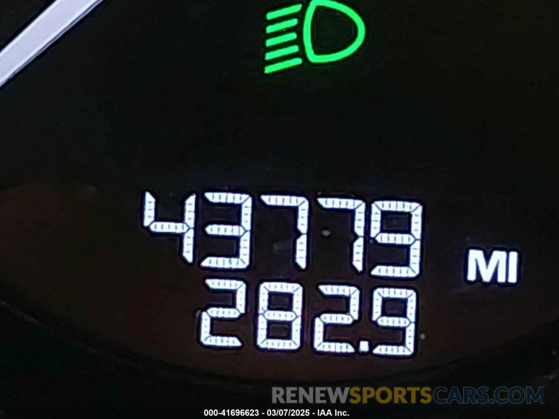 15 fotografías del automóvil dañado WP1AA2A54NLB03594 PORSCHE MACAN 2022