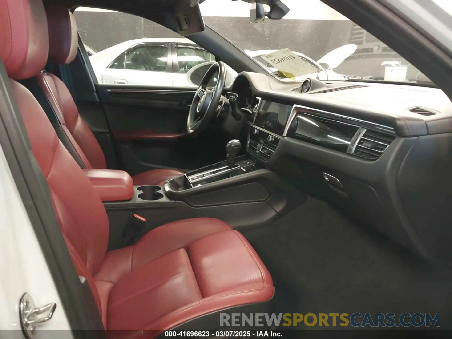 5 fotografías del automóvil dañado WP1AA2A54NLB03594 PORSCHE MACAN 2022