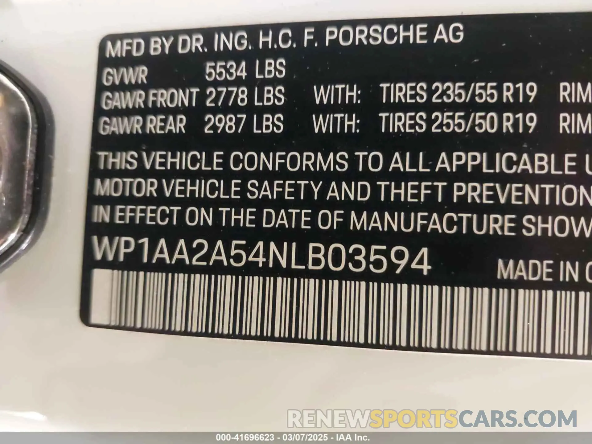 9 fotografías del automóvil dañado WP1AA2A54NLB03594 PORSCHE MACAN 2022