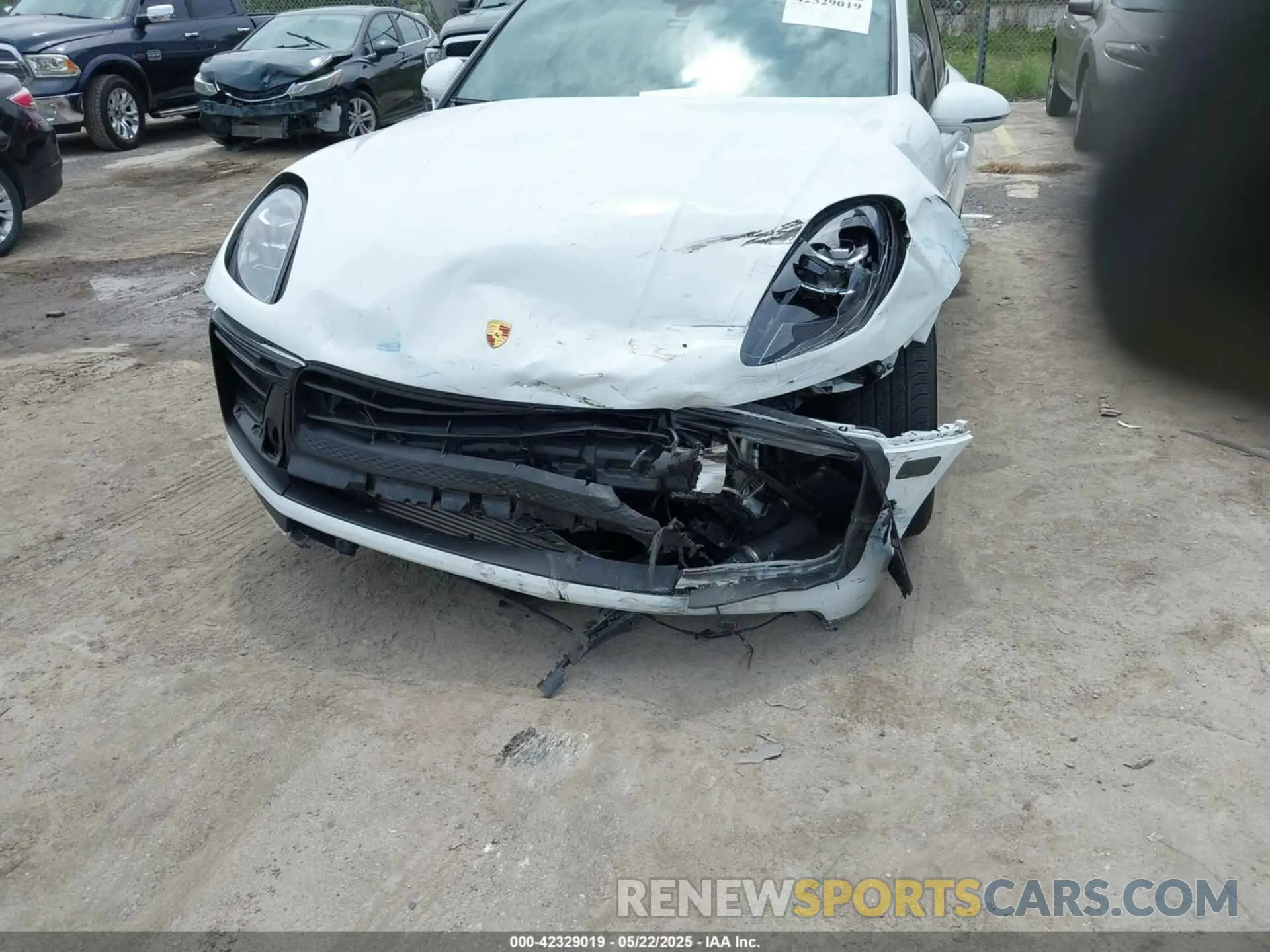 6 fotografías del automóvil dañado WP1AA2A54NLB07869 PORSCHE MACAN 2022