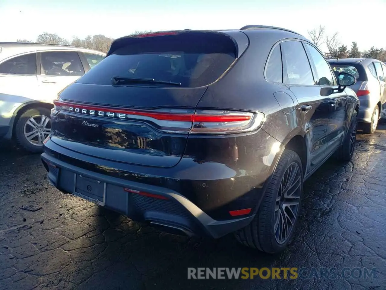 3 fotografías del automóvil dañado WP1AA2A54NLB07905 PORSCHE MACAN 2022
