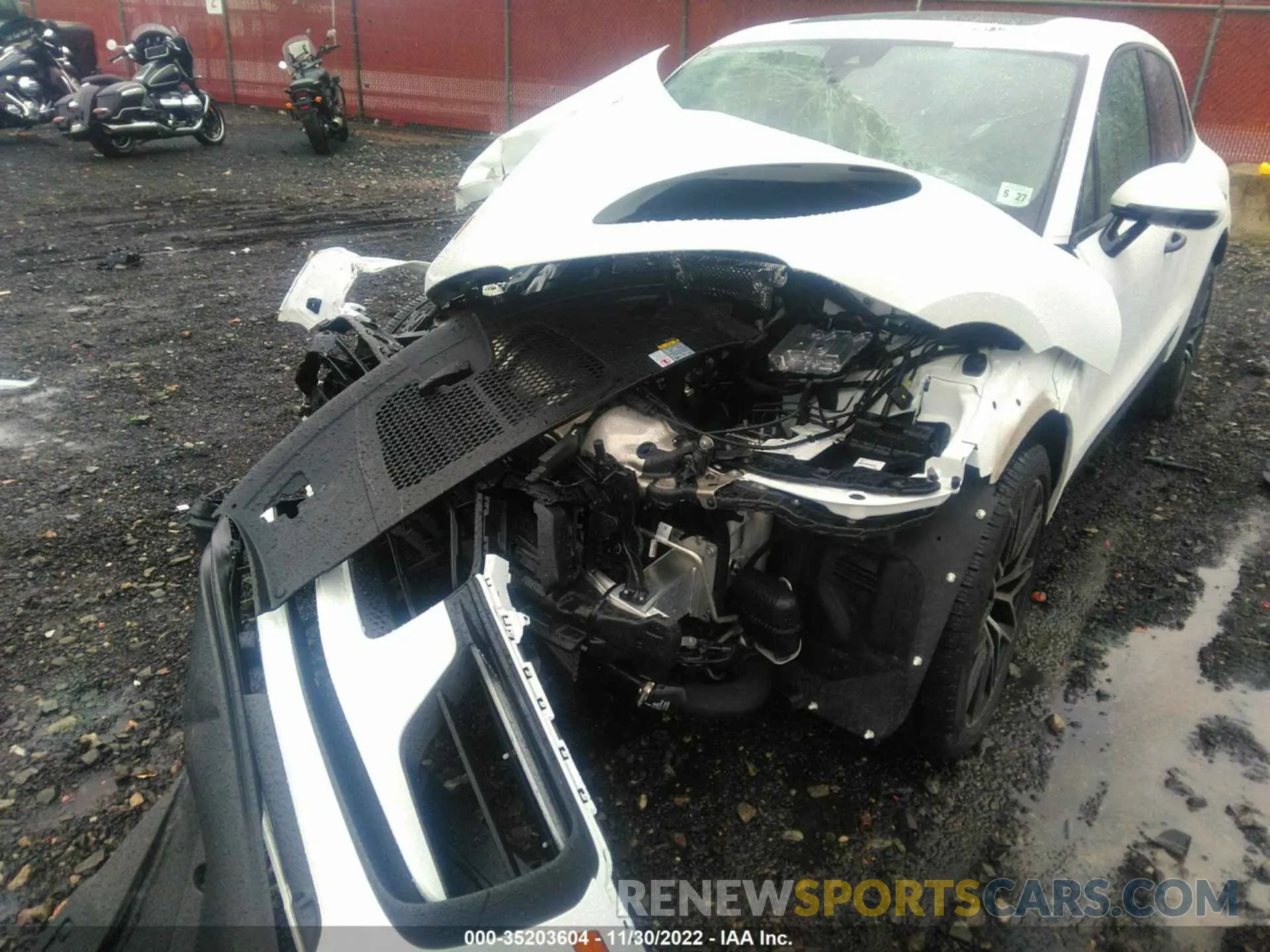 6 fotografías del automóvil dañado WP1AA2A54NLB08830 PORSCHE MACAN 2022