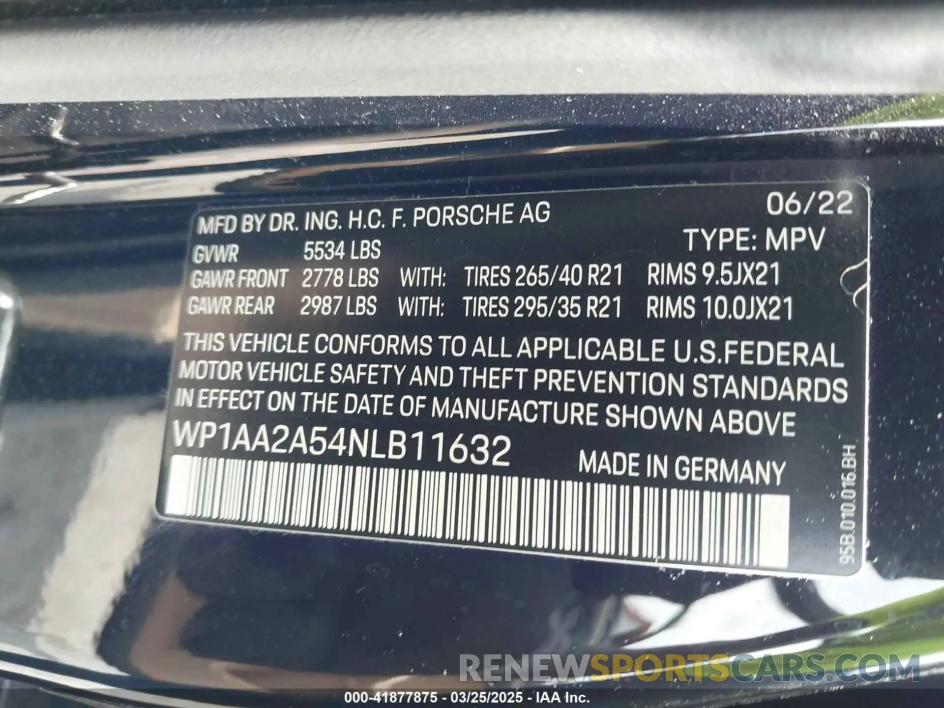 9 fotografías del automóvil dañado WP1AA2A54NLB11632 PORSCHE MACAN 2022
