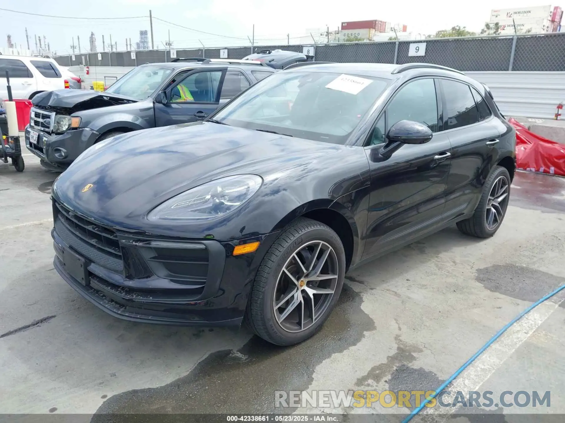 2 fotografías del automóvil dañado WP1AA2A55NLB00378 PORSCHE MACAN 2022