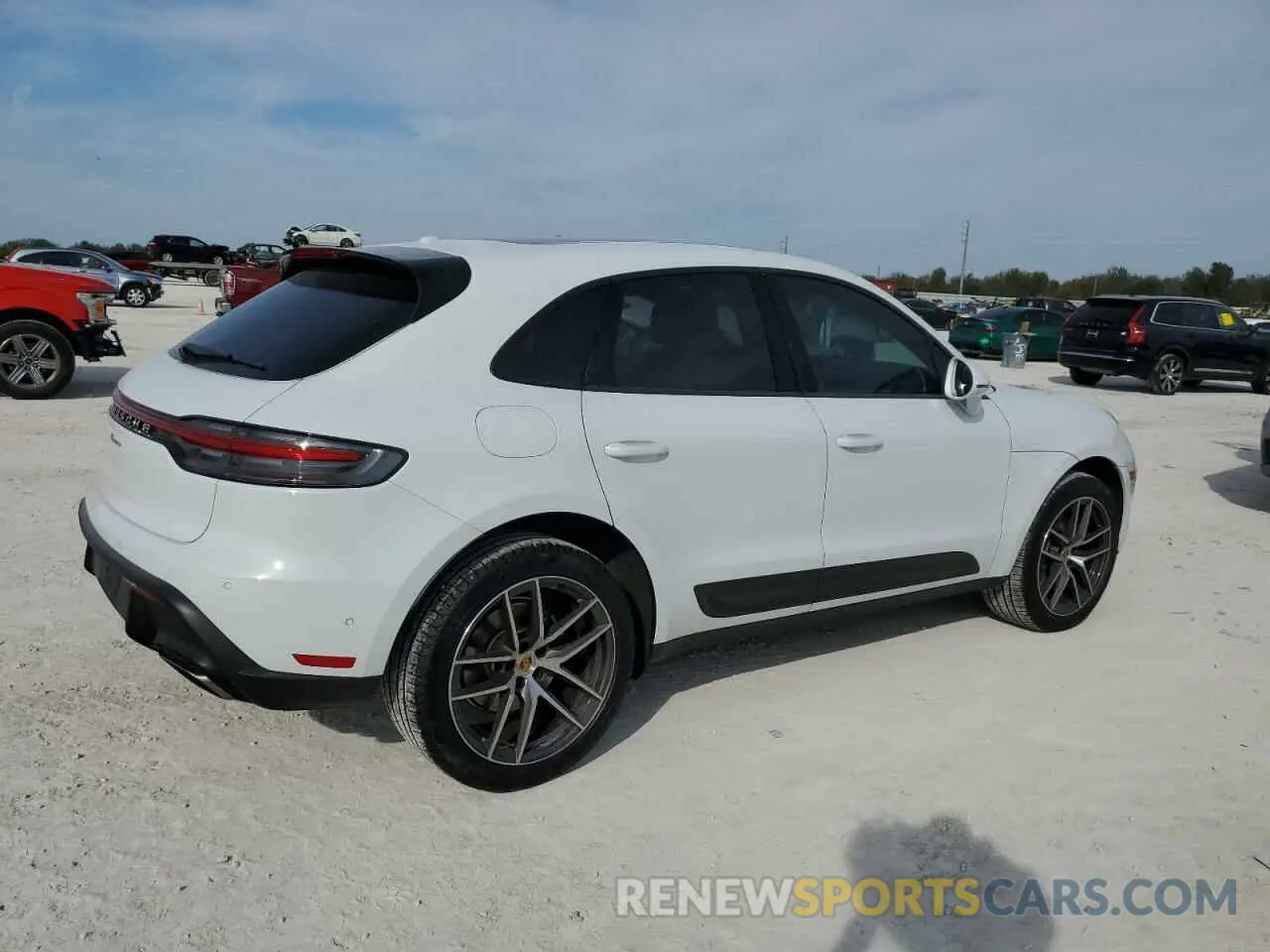 3 fotografías del automóvil dañado WP1AA2A56NLB08618 PORSCHE MACAN 2022