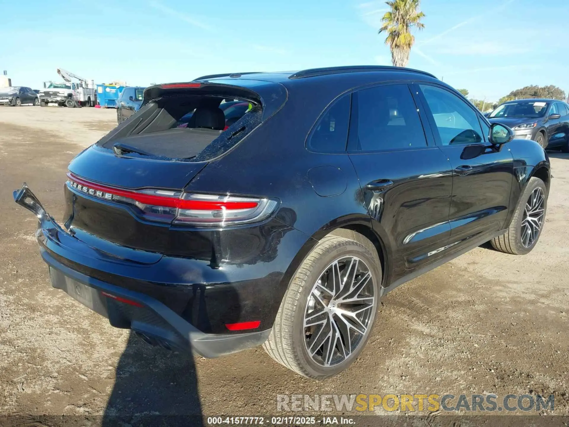 4 fotografías del automóvil dañado WP1AA2A56NLB12166 PORSCHE MACAN 2022