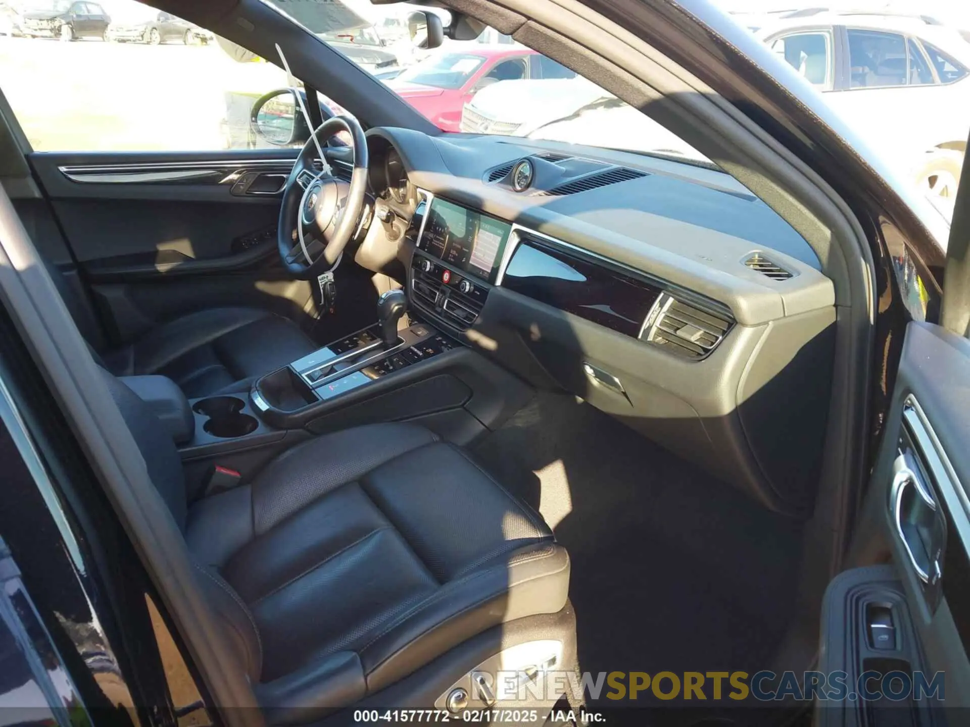 5 fotografías del automóvil dañado WP1AA2A56NLB12166 PORSCHE MACAN 2022