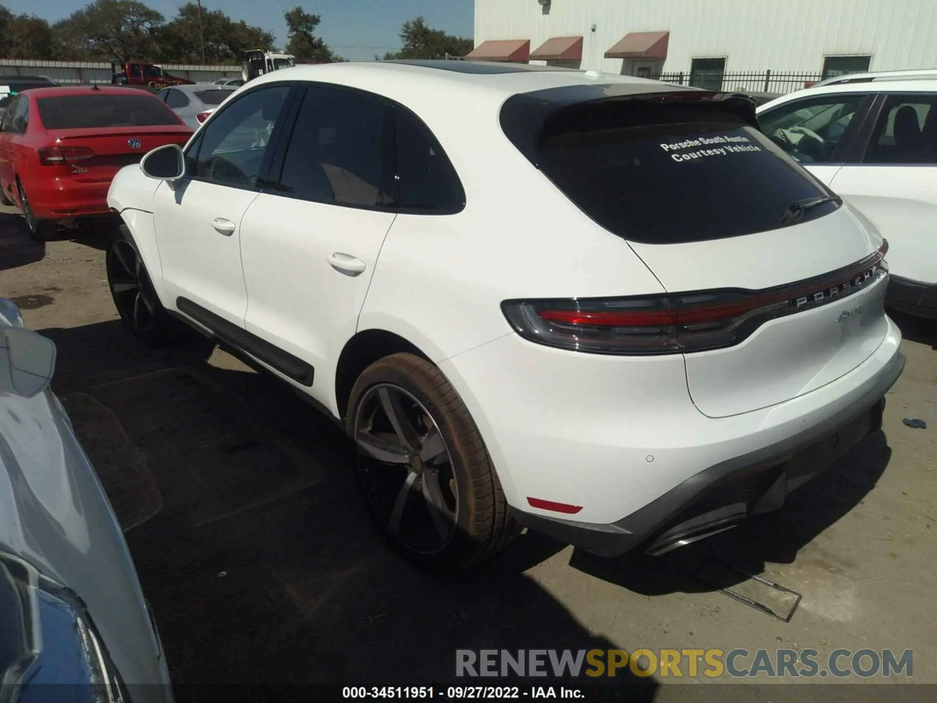 3 fotografías del automóvil dañado WP1AA2A57NLB06974 PORSCHE MACAN 2022