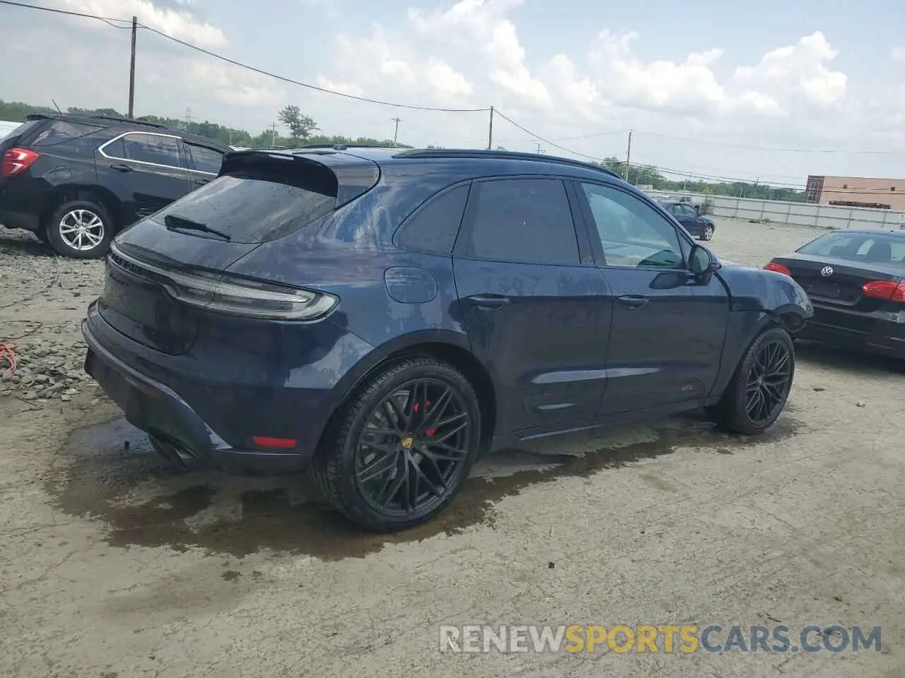3 fotografías del automóvil dañado WP1AF2A56NLB30555 PORSCHE MACAN 2022