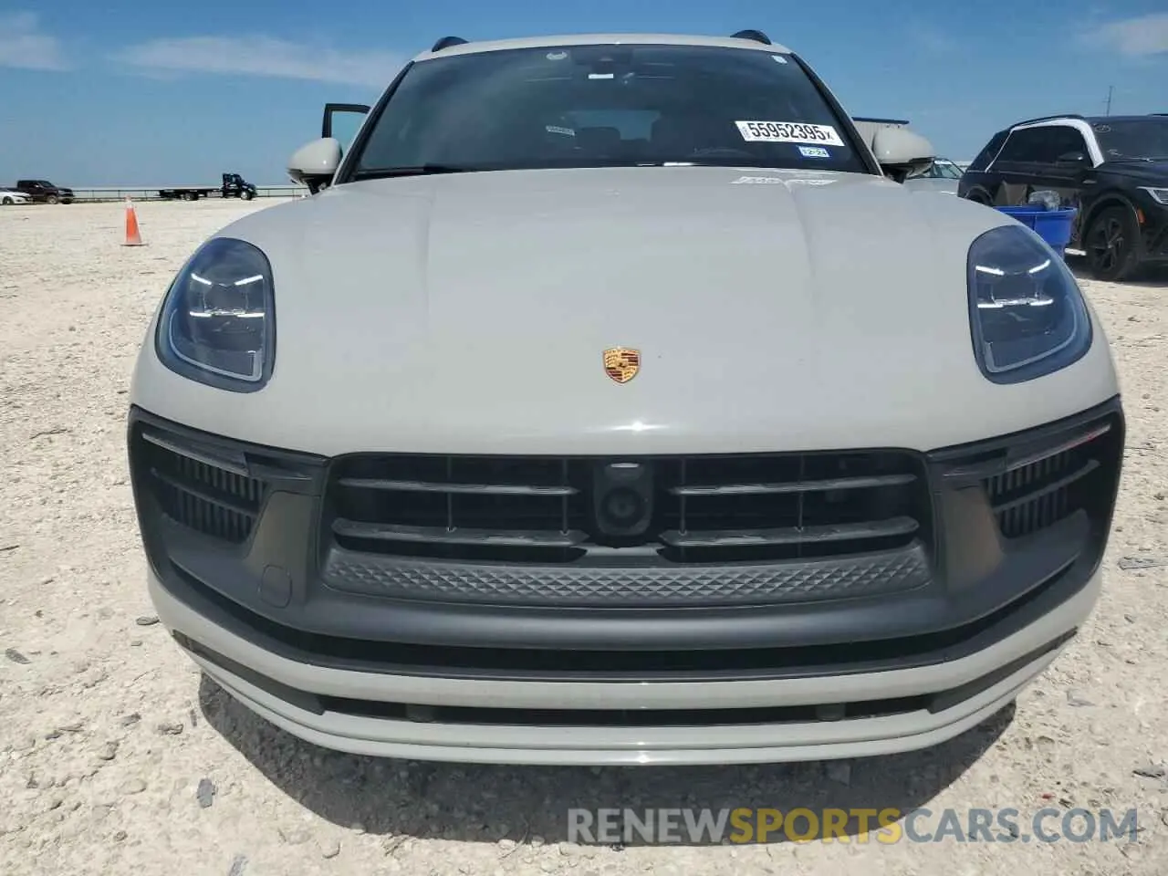 5 fotografías del automóvil dañado WP1AF2A56NLB31575 PORSCHE MACAN 2022